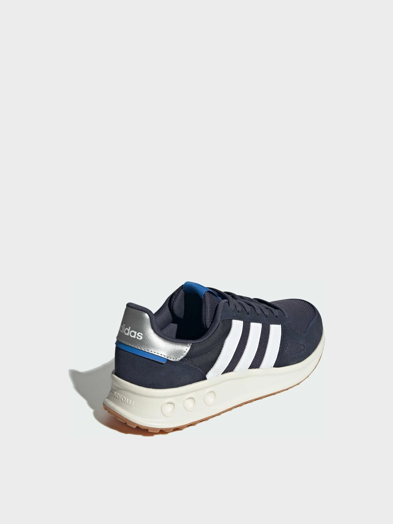 Кросівки Adidas модель IH8614 Кросівки Adidas модель IH8614 Фото