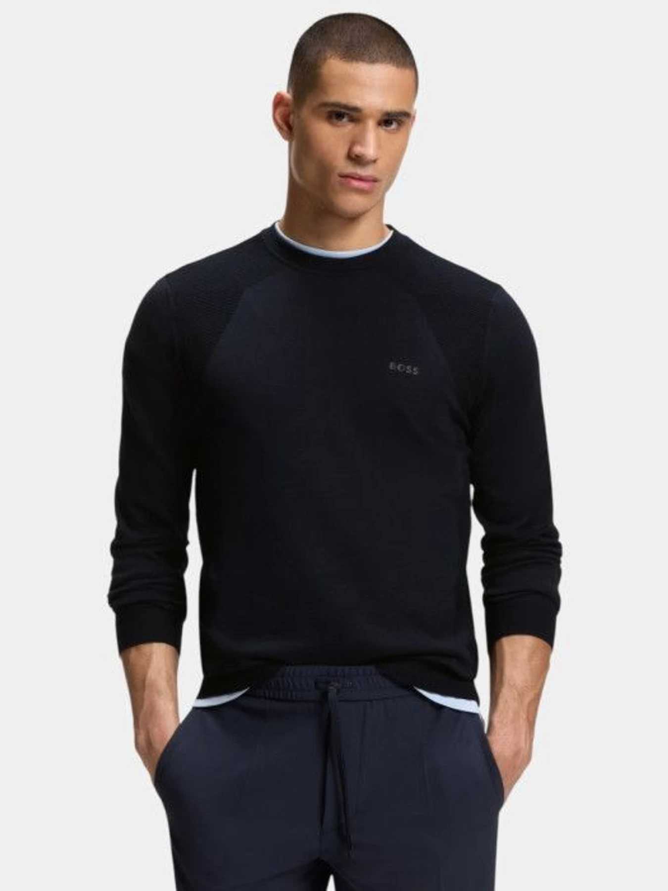 Свитеры и кардиганы BOSS модель 15633 Фото