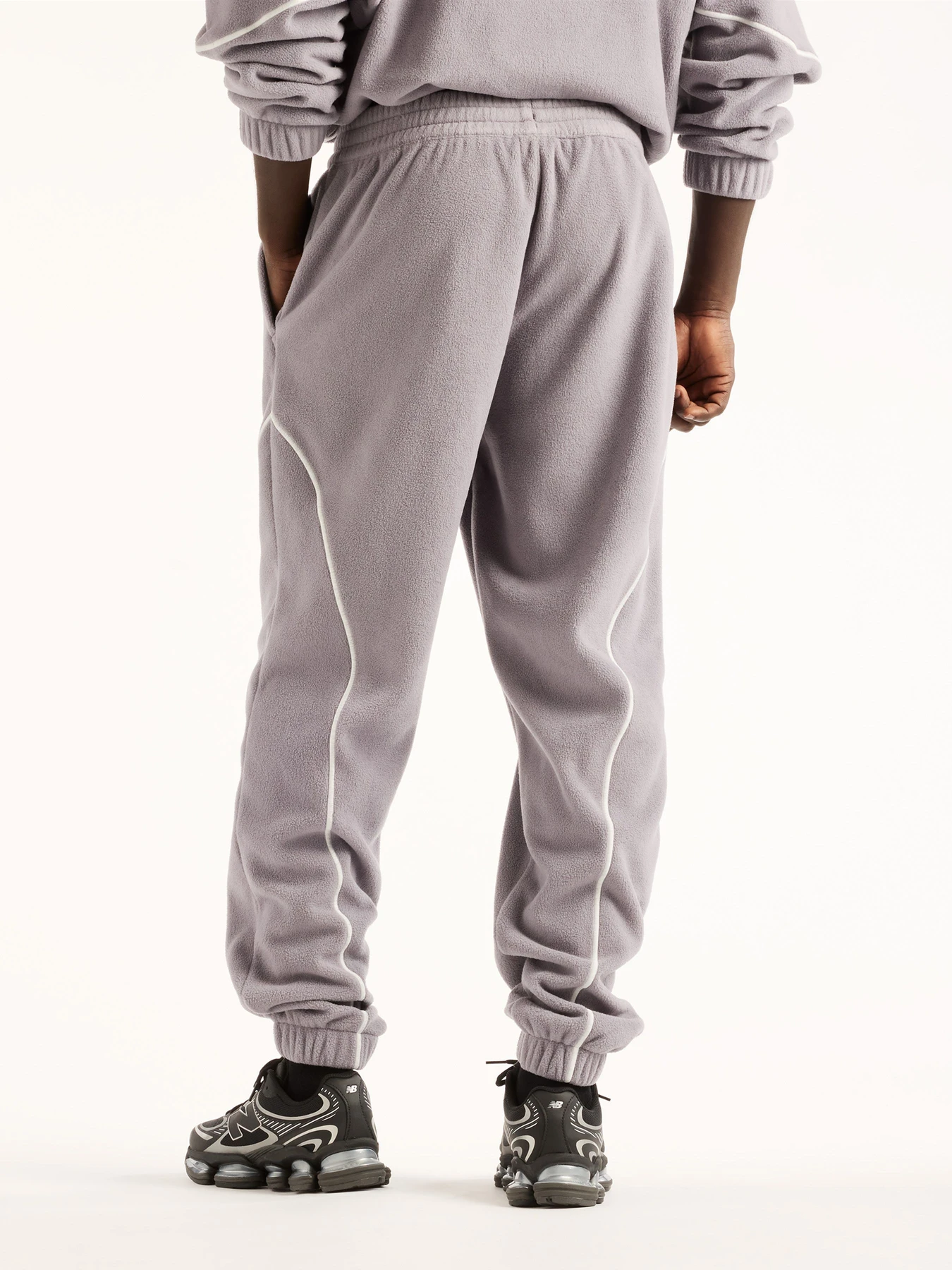 Штани New Balance модель MB62H07MOFG Штани New Balance модель MB62H07MOFG Фото