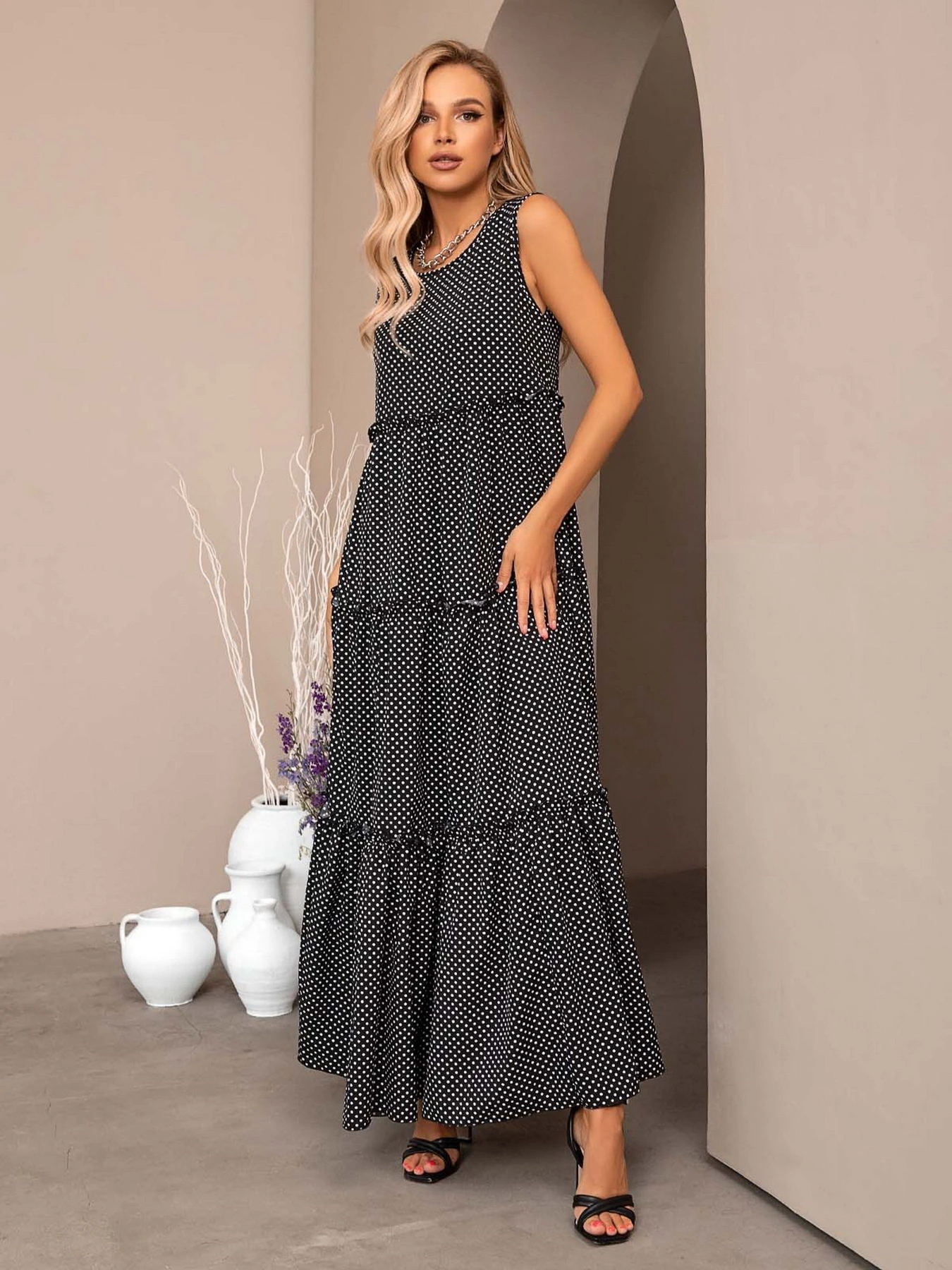 Сукні ISSA Plus модель 11733_black Сукні ISSA Plus модель 11733_black Фото