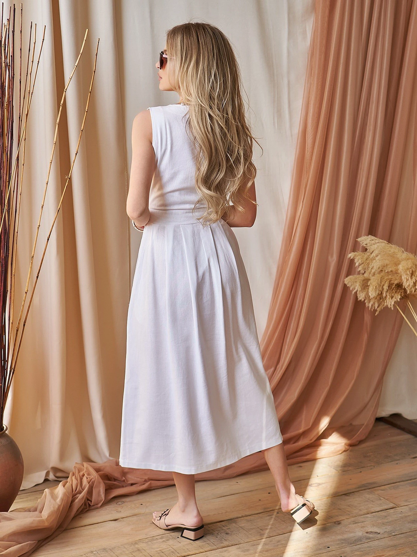 Сукні ISSA Plus модель 11757_white Фото