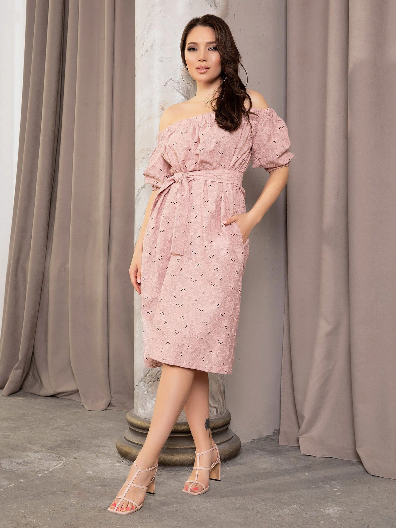 Сукні ISSA Plus модель 12686_pink Фото