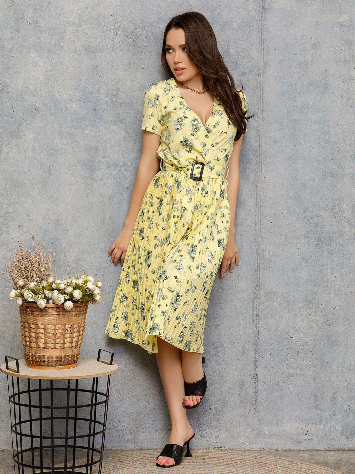 Сукні ISSA Plus модель 12702_yellow Сукні ISSA Plus модель 12702_yellow Фото