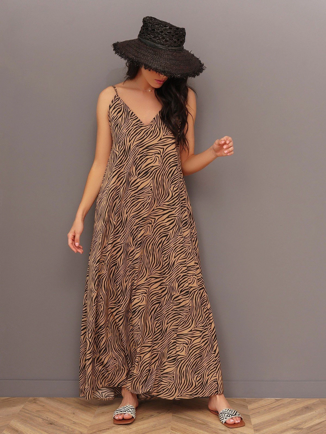 Платья ISSA Plus модель 13418_brown Платья ISSA Plus модель 13418_brown Фото