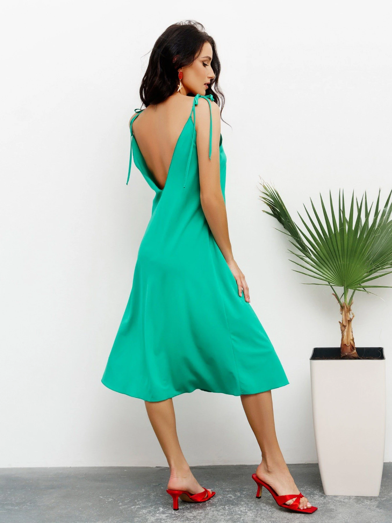 Платья ISSA Plus модель 13439_green Платья ISSA Plus модель 13439_green Фото
