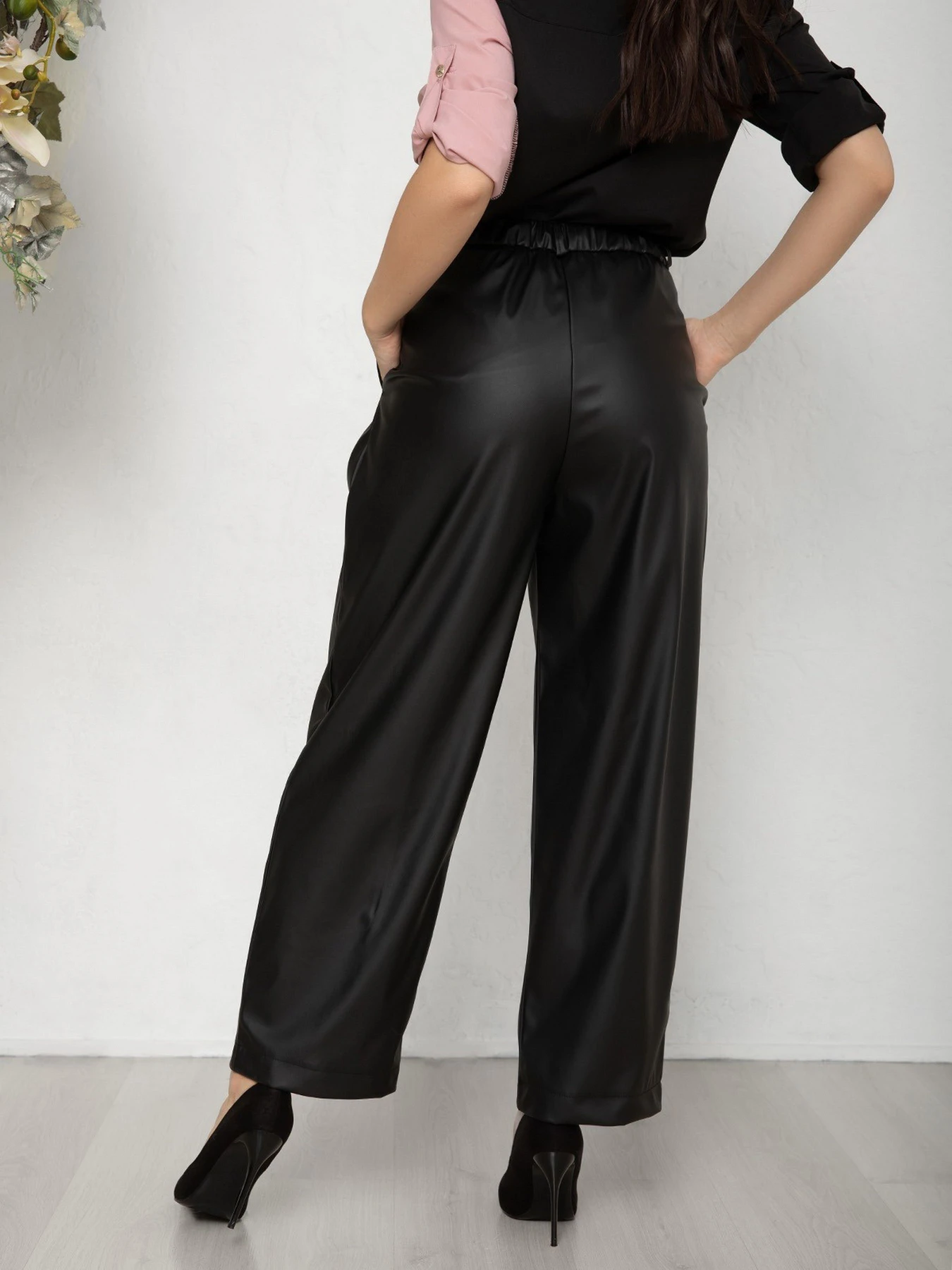Брюки ISSA Plus модель 12592_black Брюки ISSA Plus модель 12592_black Фото