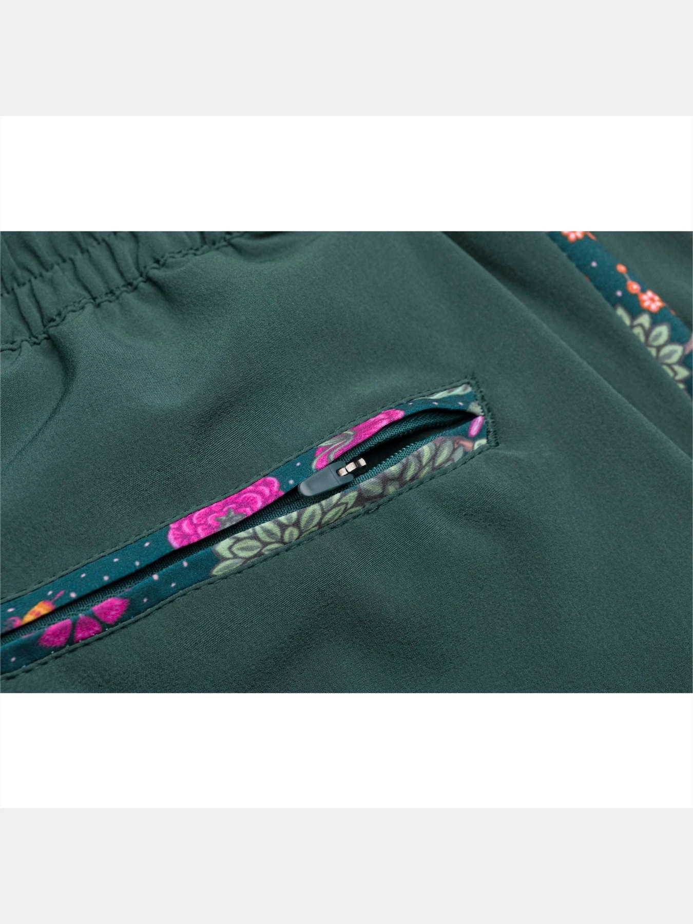Брюки PUMA x Liberty Track Pants модель 532528 Фото