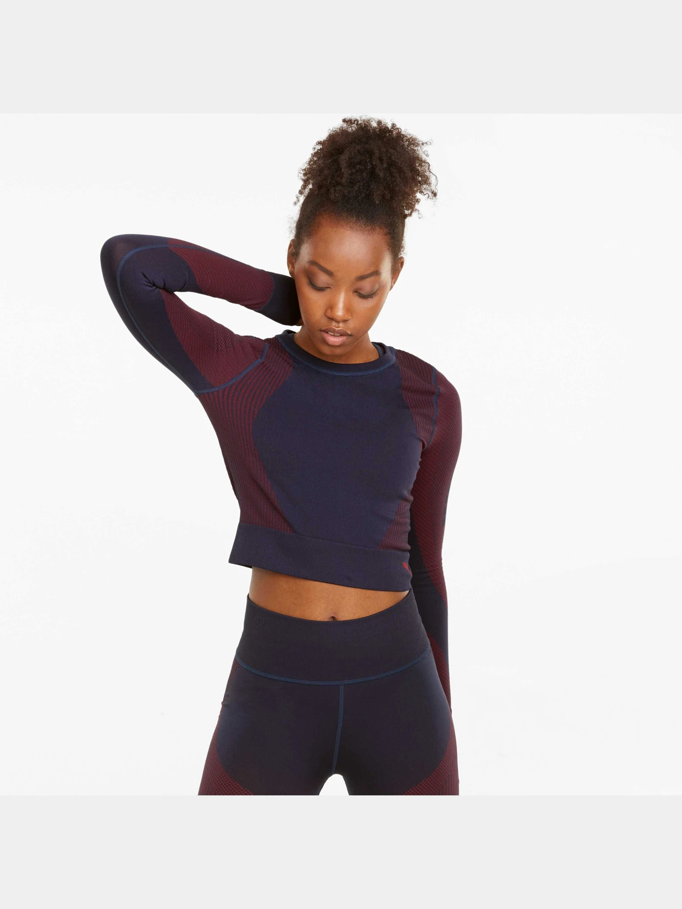 Худи и свитшоты PUMA Train Seamless Fitted Ls модель 521029 Худи и свитшоты PUMA Train Seamless Fitted Ls модель 521029 Фото