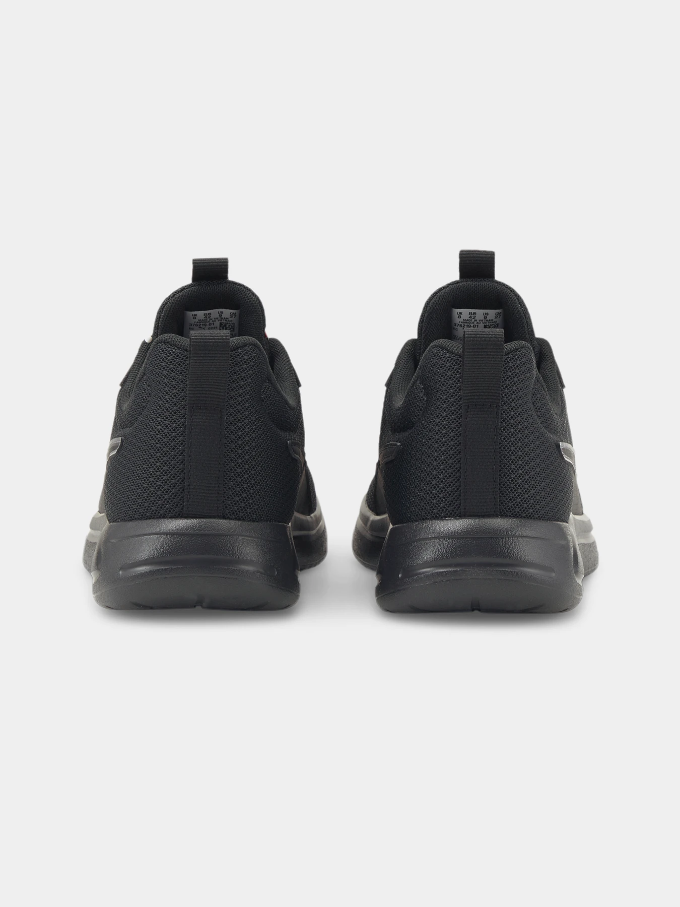 Кросівки PUMA Resolve Smooth модель 376219 Кросівки PUMA Resolve Smooth модель 376219 Фото