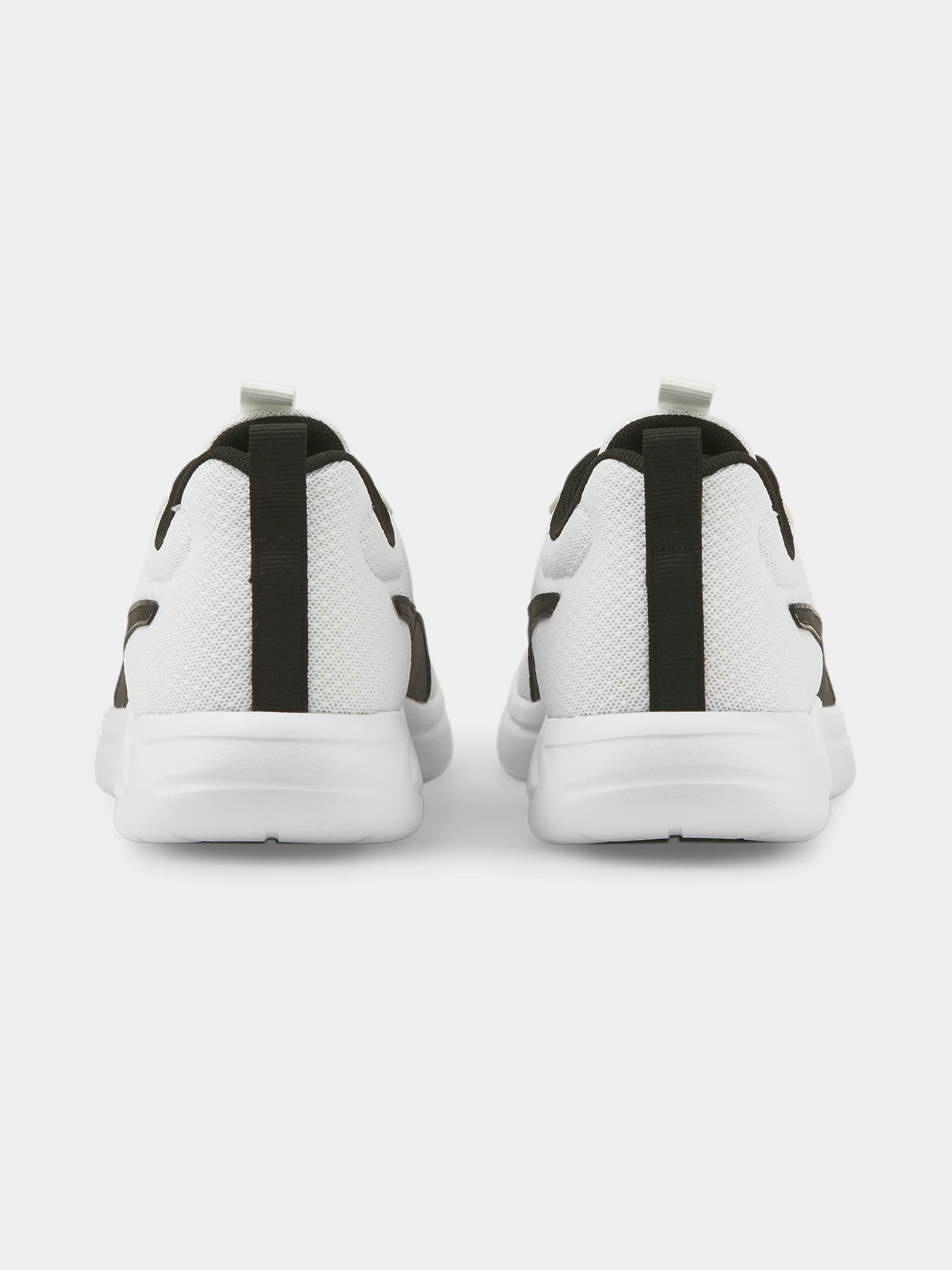 Кросівки PUMA Resolve Smooth модель 376219 Фото