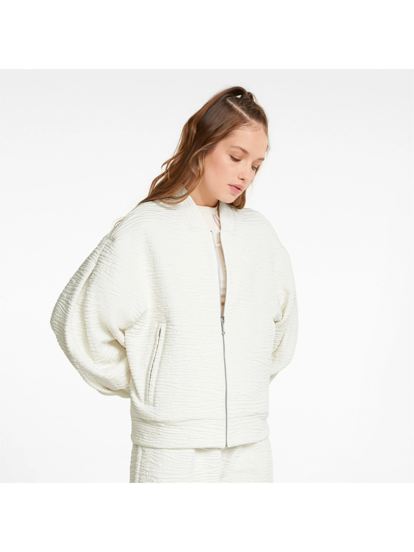 Куртки та дублянки PUMA модель 533472 Фото