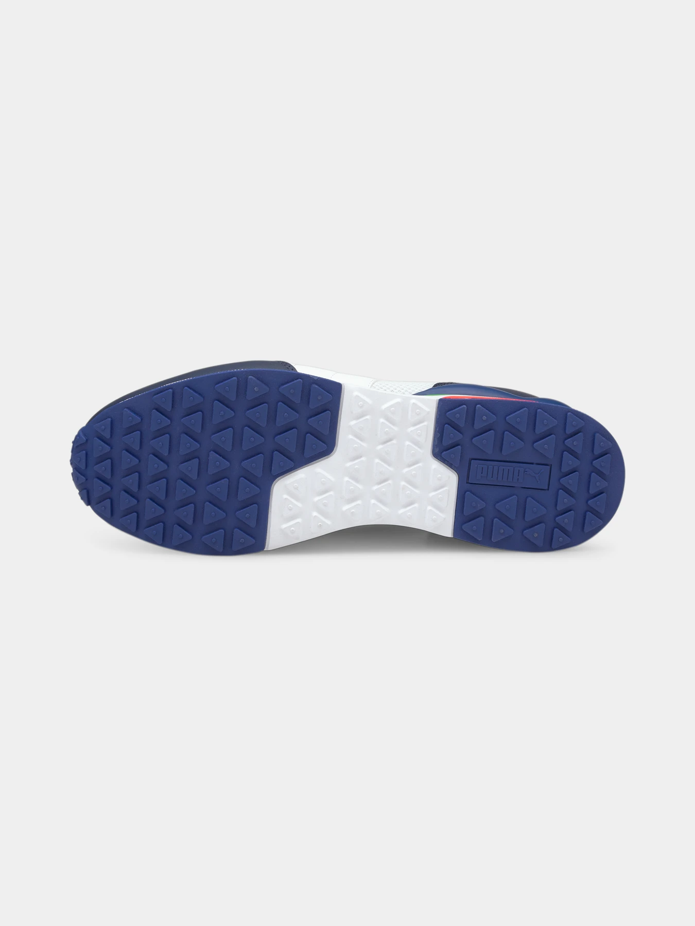 Кроссовки PUMA R78 Futr модель 374895 Кроссовки PUMA R78 Futr модель 374895 Фото