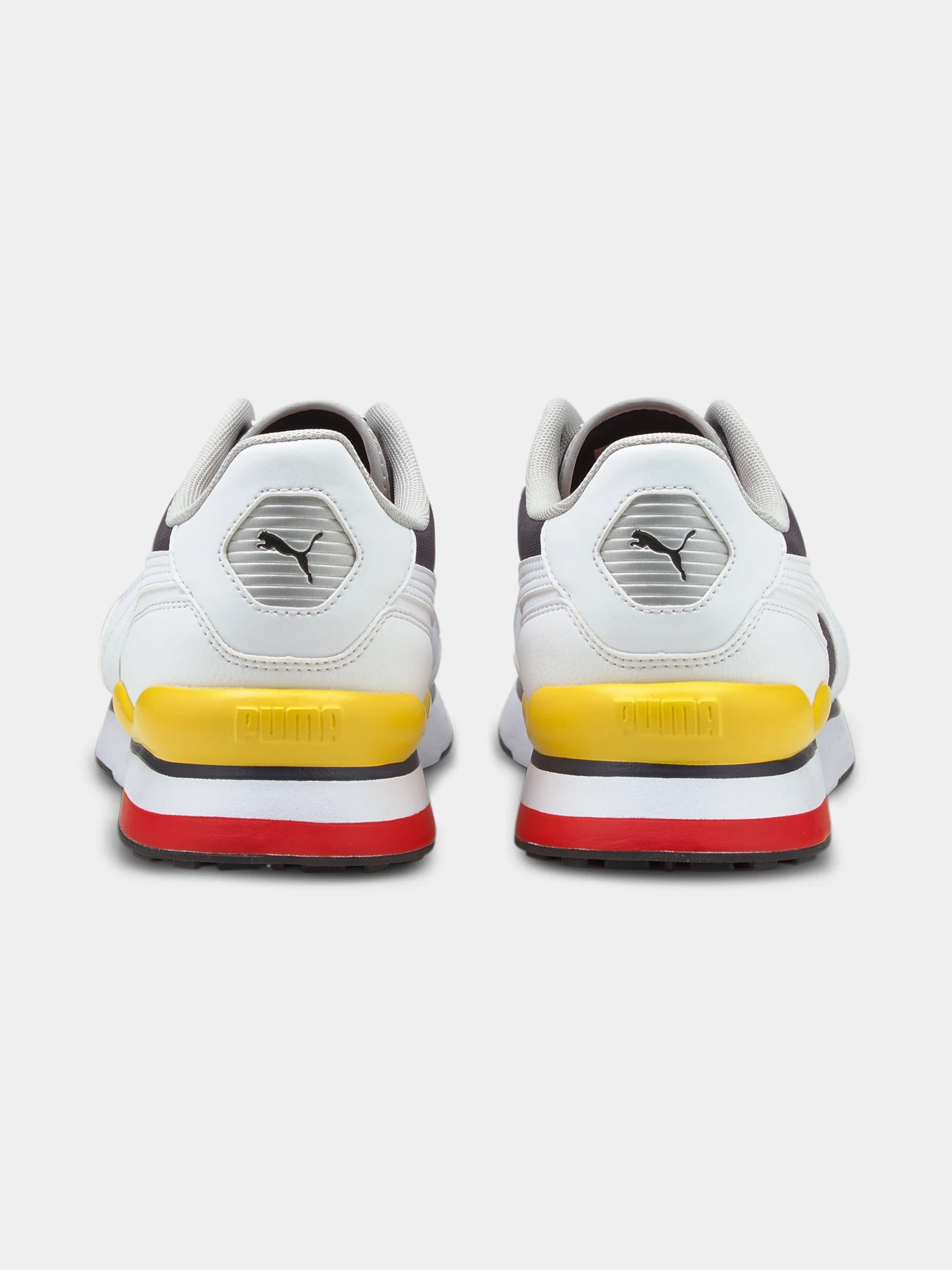 Кроссовки PUMA R78 Futr модель 374895 Фото
