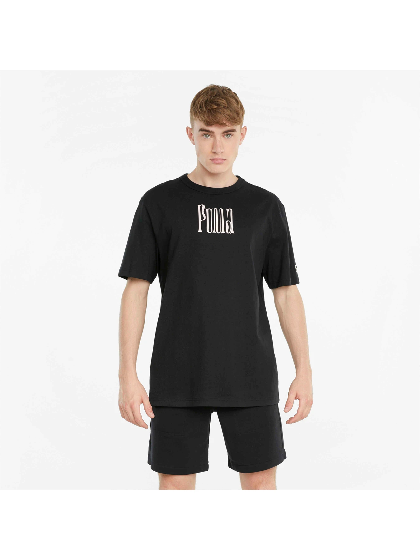 Футболки и поло PUMA Downtown Graphic Tee модель 531596 Футболки и поло PUMA Downtown Graphic Tee модель 531596 Фото