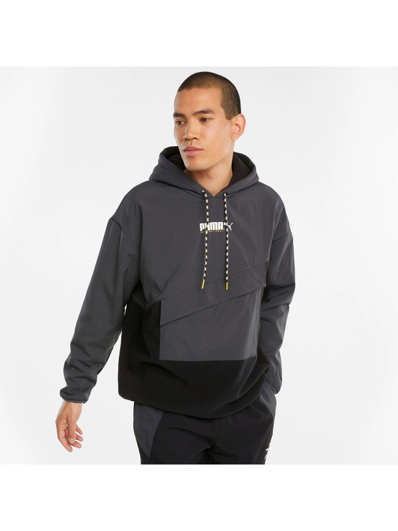 Куртки и дубленки PUMA модель 531566 Куртки и дубленки PUMA модель 531566 Фото