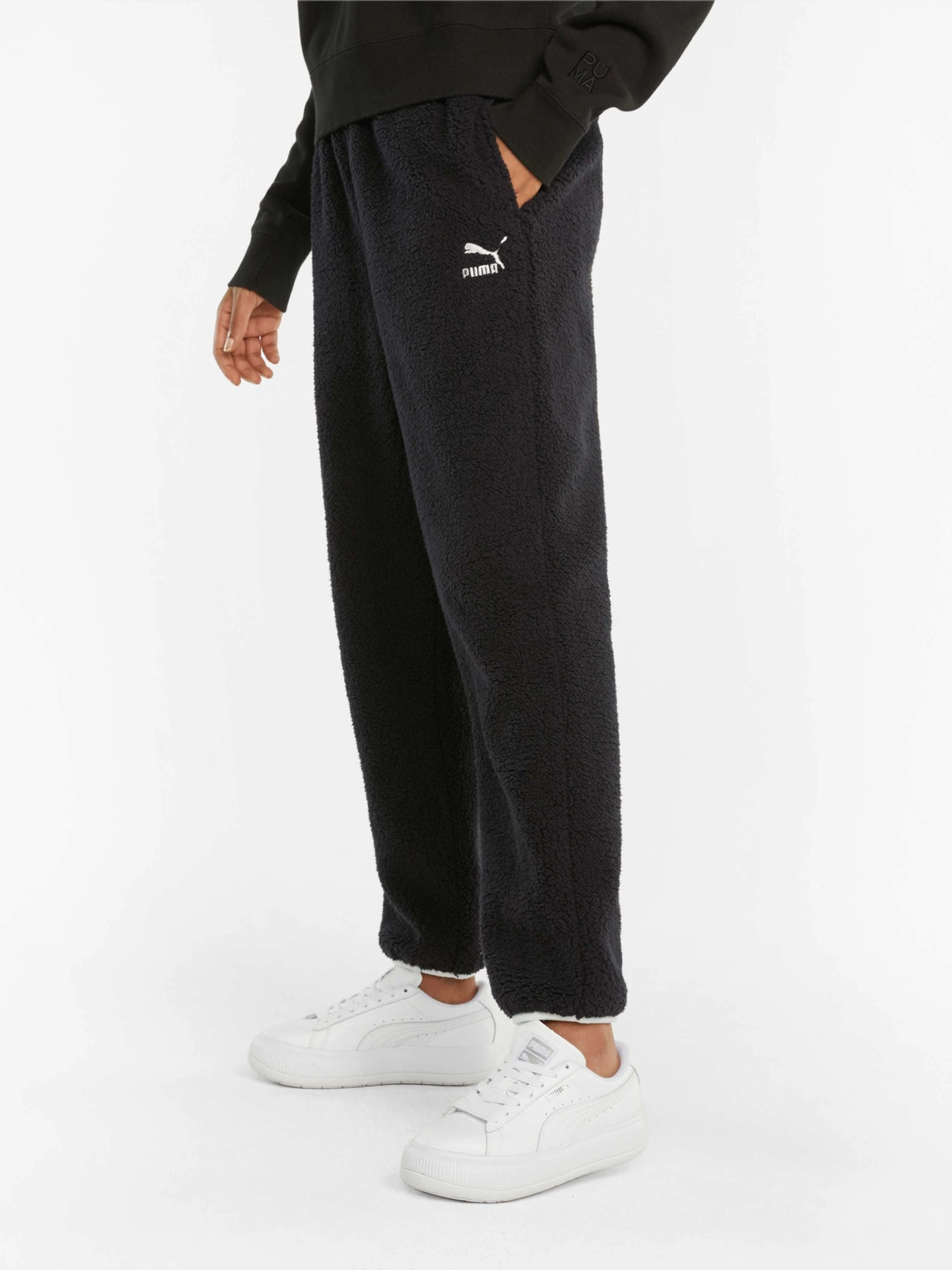 Штани PUMA Clsx Sherpa Pants модель 589980 Фото