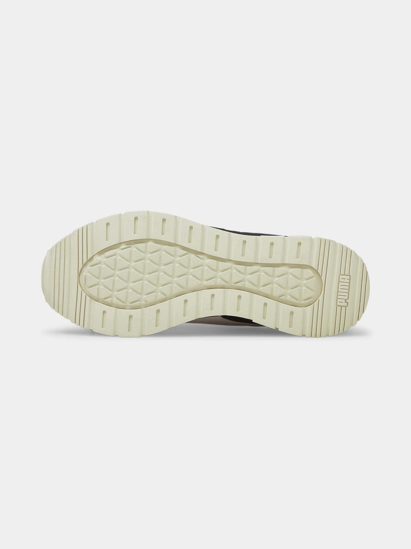Кросівки PUMA R78 Trek модель 380728 Фото