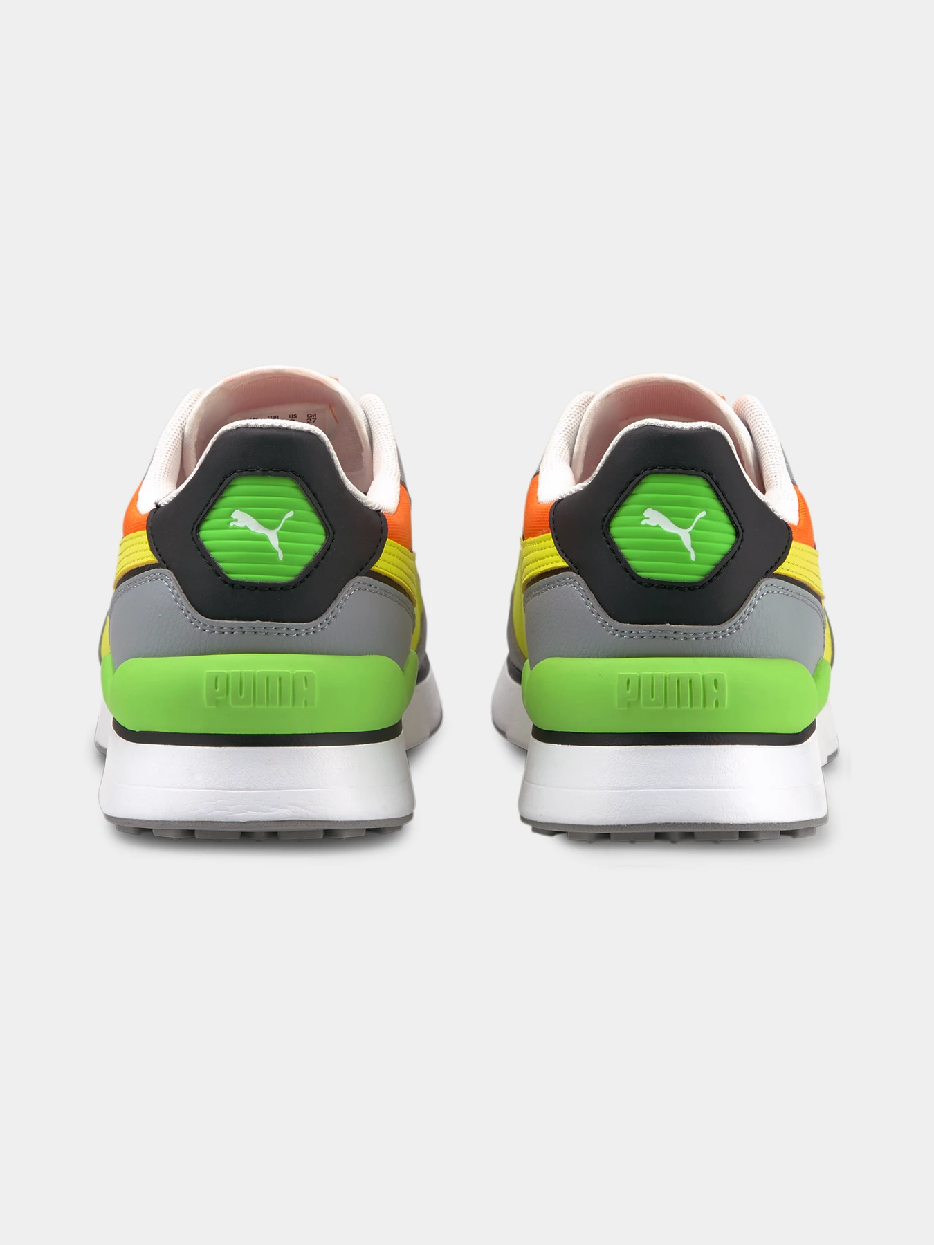 Кроссовки PUMA R78 Futr модель 374895 Кроссовки PUMA R78 Futr модель 374895 Фото