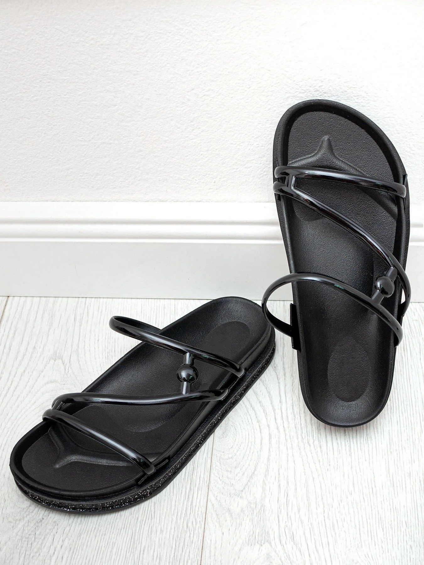 Шлёпанцы ISSA Plus модель OB2-66_black Фото