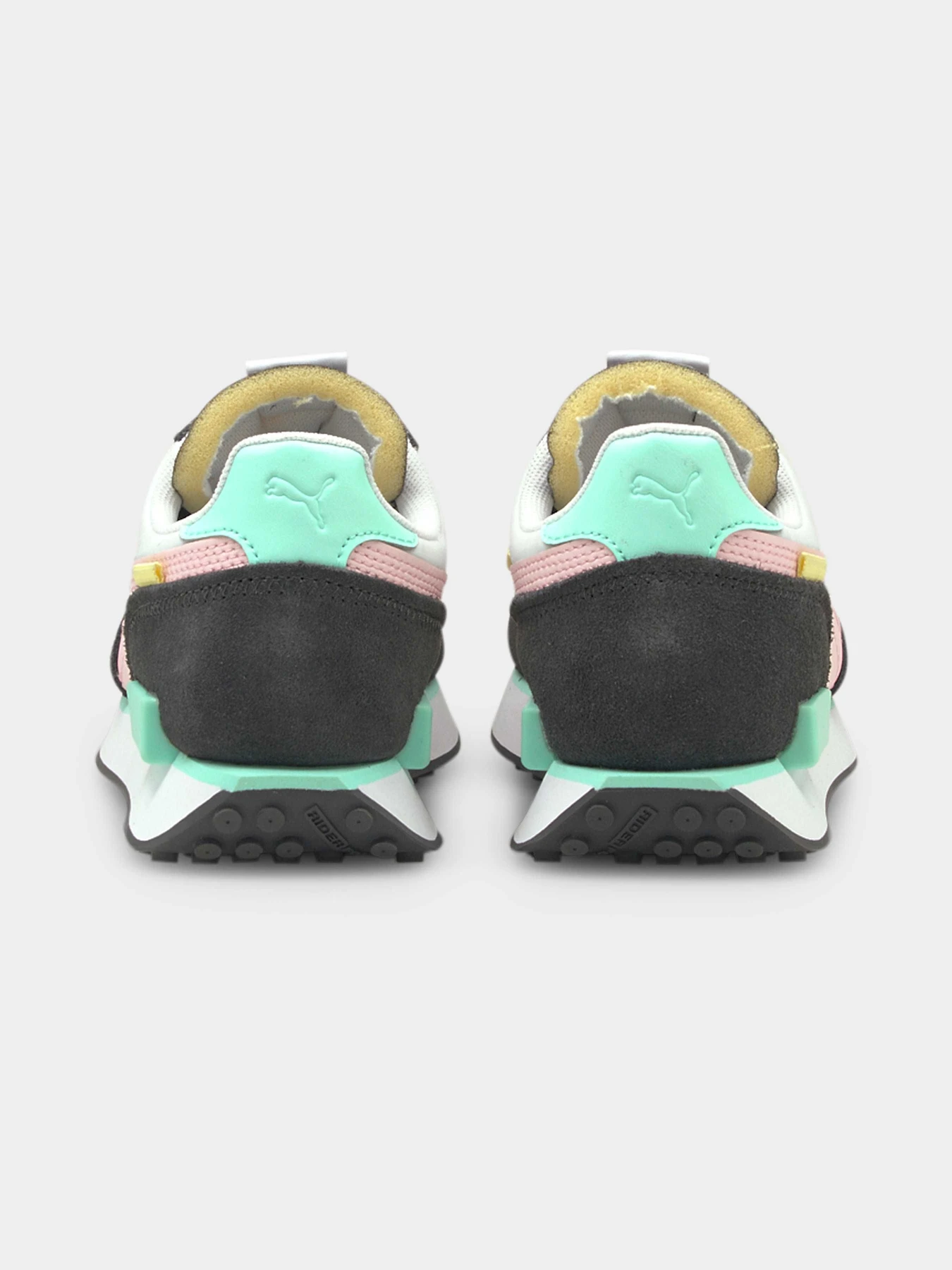 Кроссовки PUMA Future Rider Soft Wns модель 381141 Кроссовки PUMA Future Rider Soft Wns модель 381141 Фото