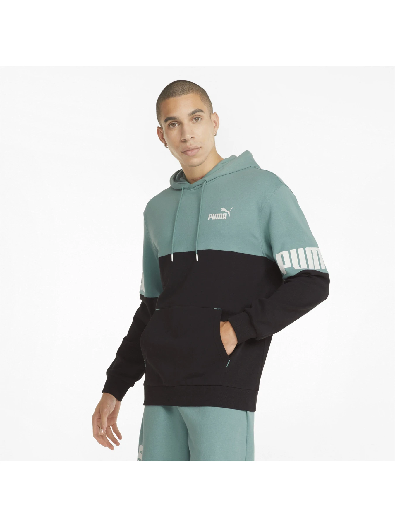 Худи и свитшоты PUMA Power Colorblock Hoodie модель 848009 Худи и свитшоты PUMA Power Colorblock Hoodie модель 848009 Фото