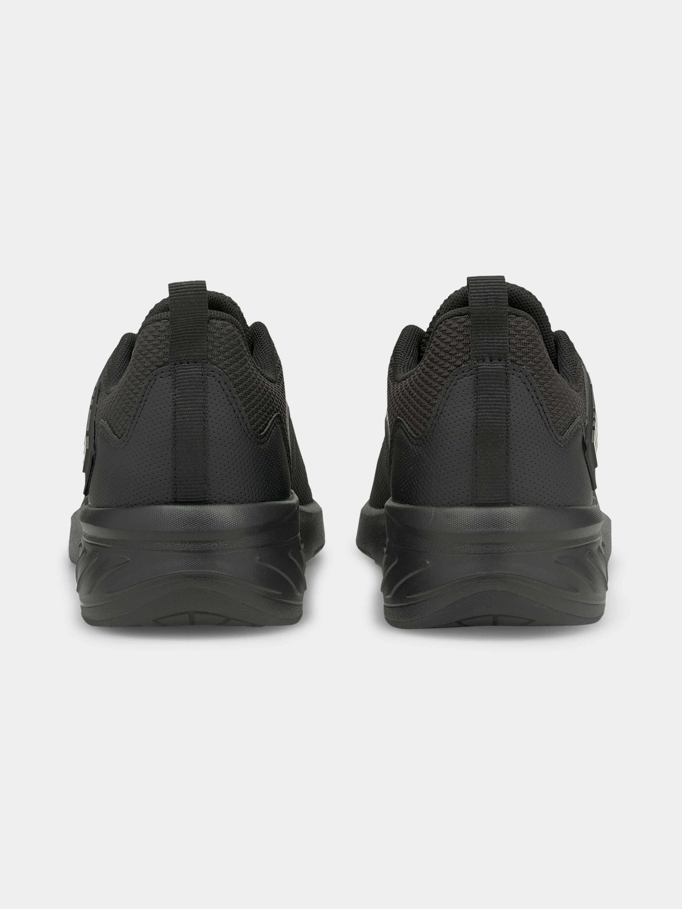 Кросівки PUMA Erupter модель 195202 Фото