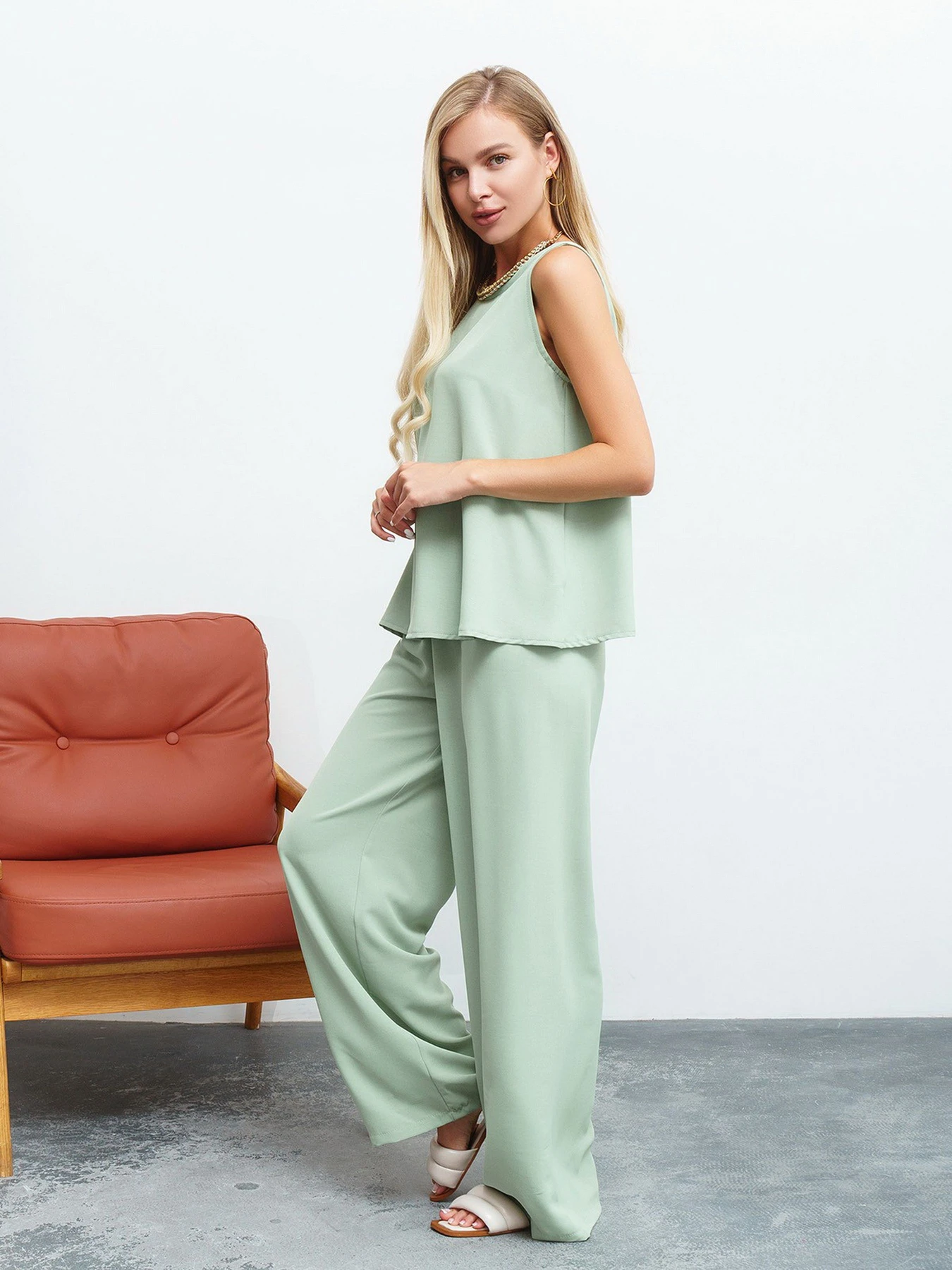 Костюмы ISSA Plus модель 13451_olive Костюмы ISSA Plus модель 13451_olive Фото