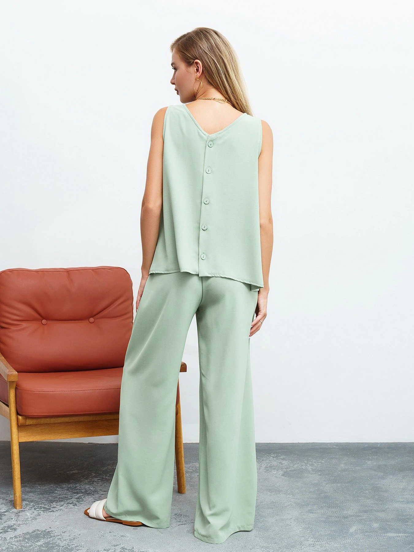 Костюмы ISSA Plus модель 13451_olive Костюмы ISSA Plus модель 13451_olive Фото