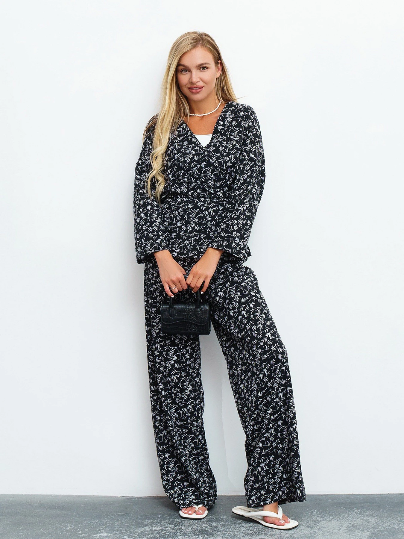 Костюми ISSA Plus модель 13453_black Фото