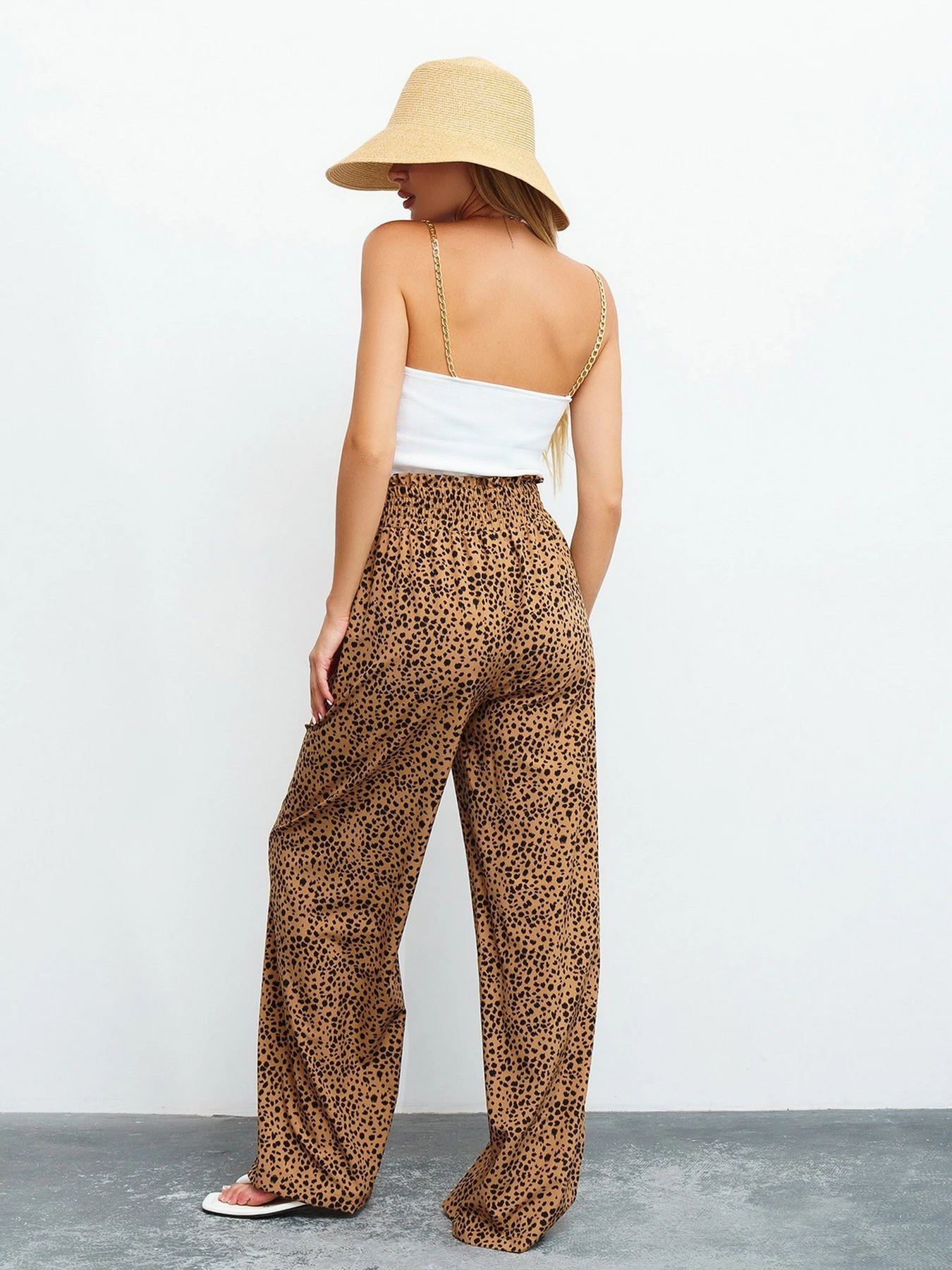 Брюки ISSA Plus модель 13456_brown Брюки ISSA Plus модель 13456_brown Фото