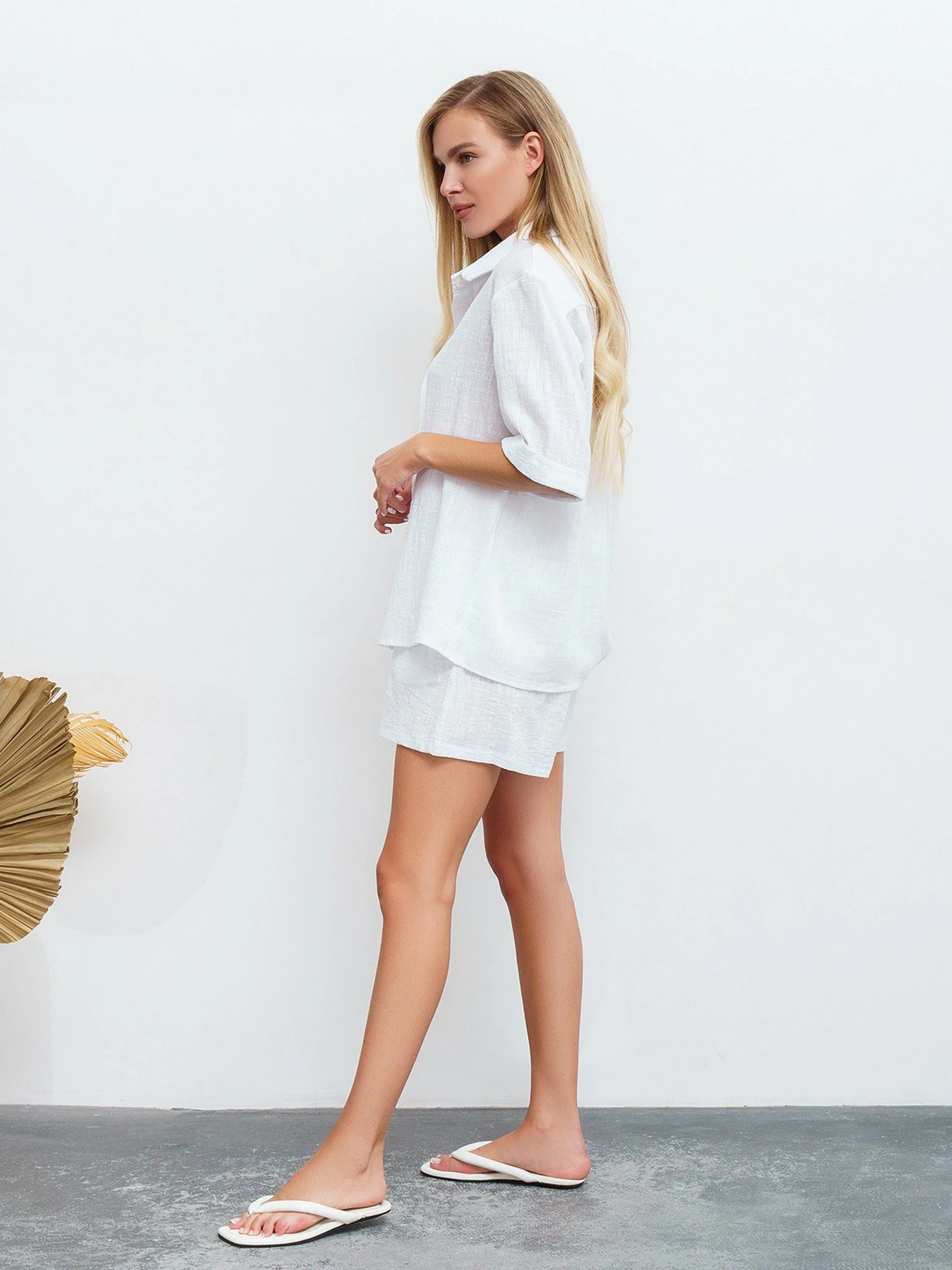 Костюмы ISSA Plus модель 13458_white Костюмы ISSA Plus модель 13458_white Фото