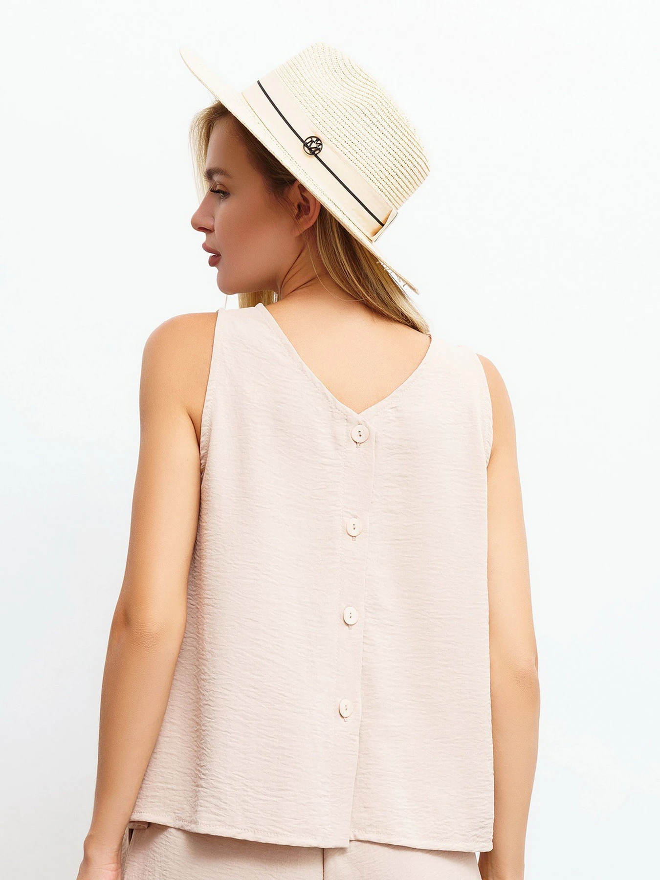 Костюмы ISSA Plus модель 13460_beige Костюмы ISSA Plus модель 13460_beige Фото