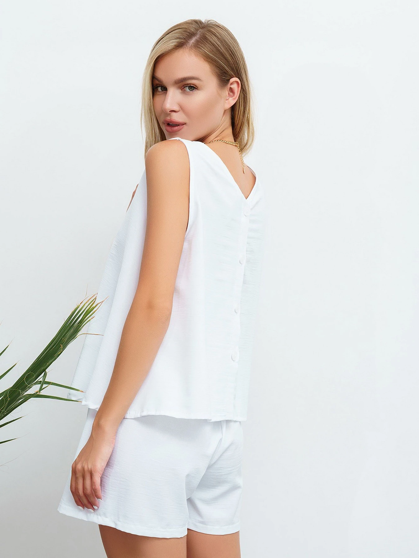 Костюмы ISSA Plus модель 13460_white Фото