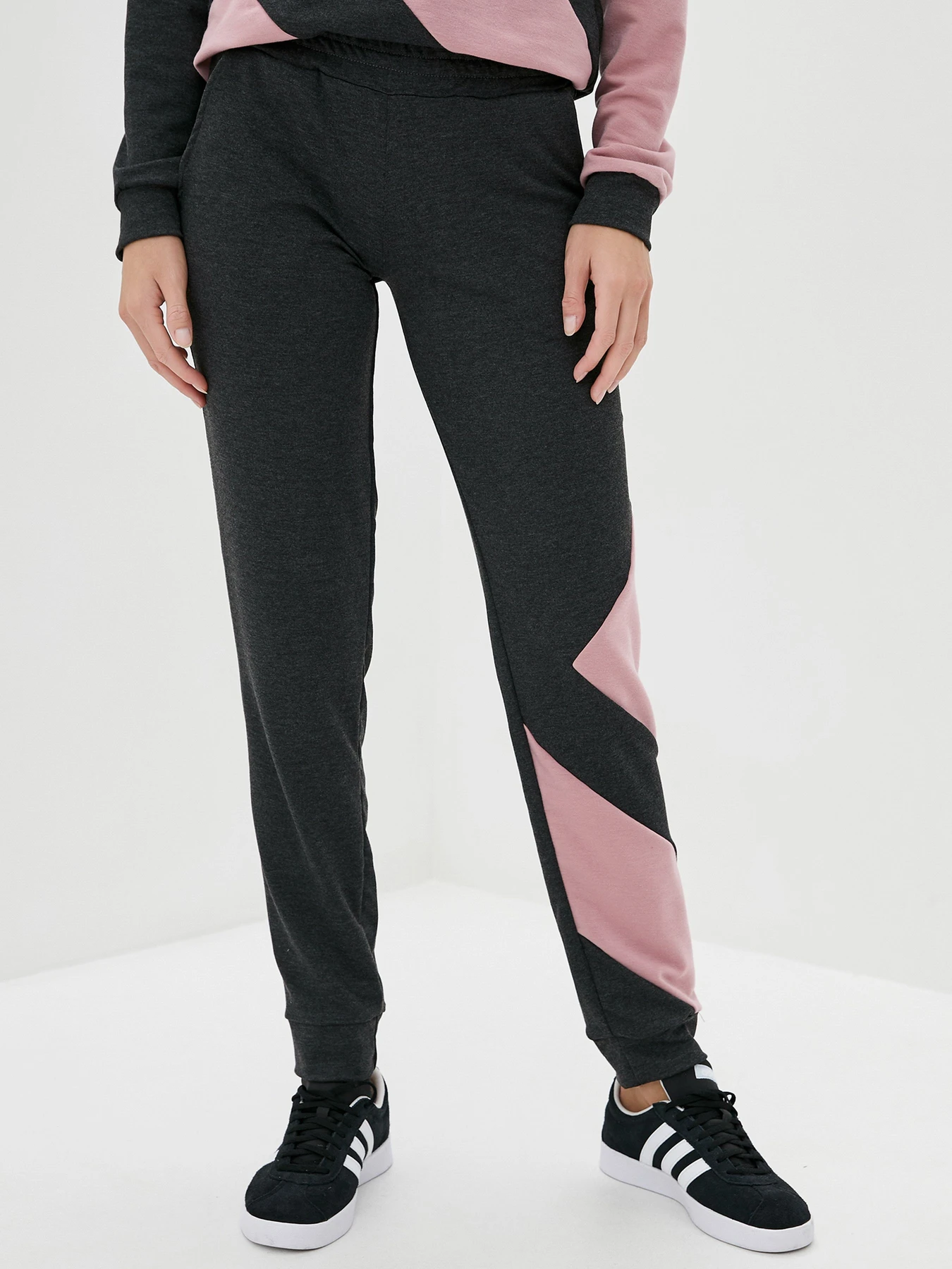Костюмы ISSA Plus модель SA-25_darkgreypink Костюмы ISSA Plus модель SA-25_darkgreypink Фото