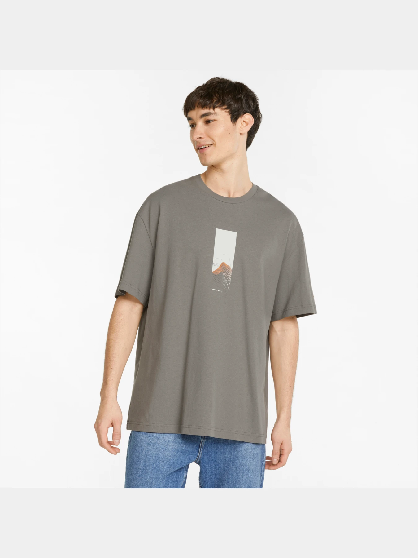 Футболки и поло PUMA Chrome Roads Graphic Tee модель 533457 Футболки и поло PUMA Chrome Roads Graphic Tee модель 533457 Фото