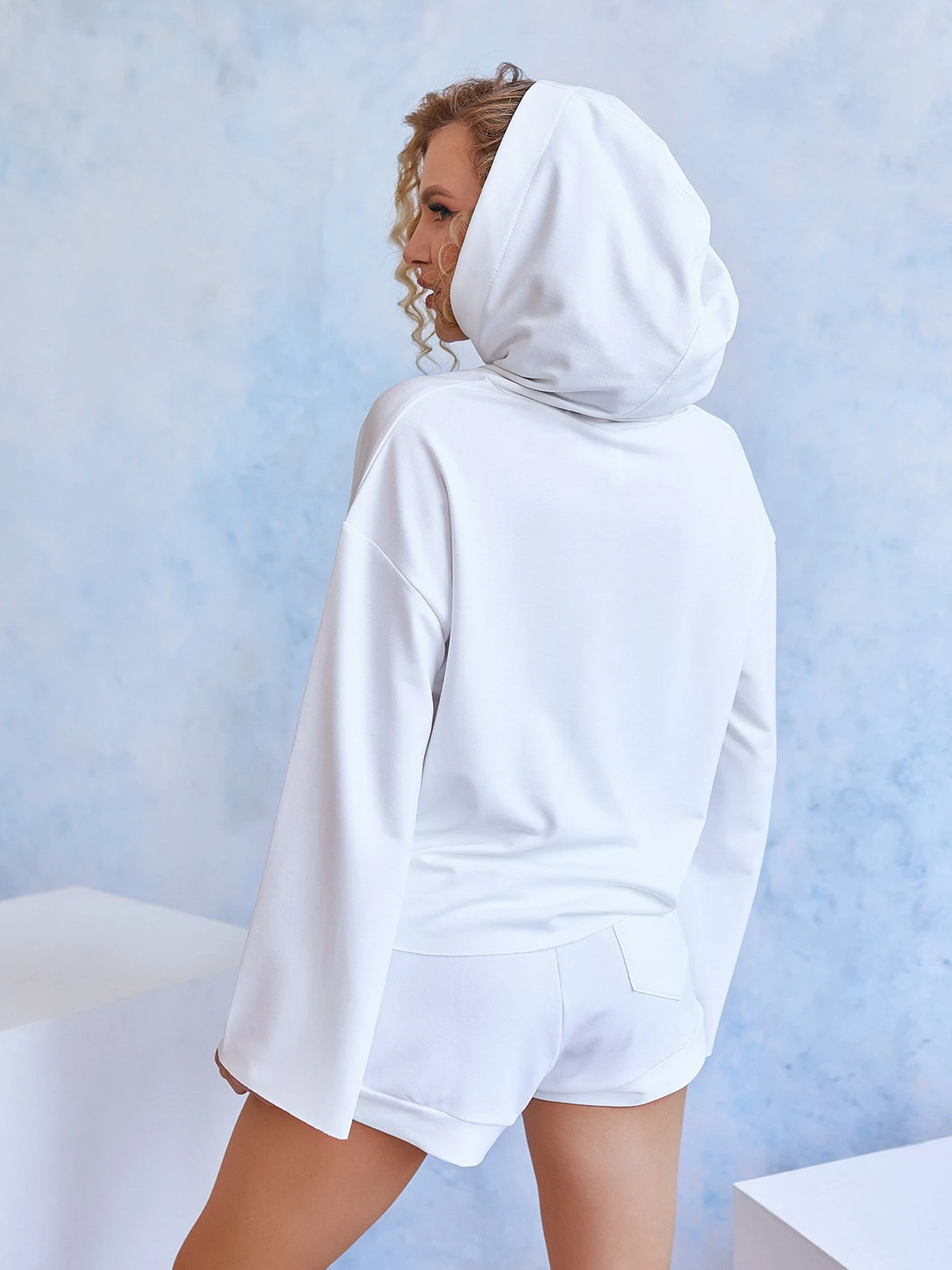 Костюмы ISSA Plus модель 11930_white Фото