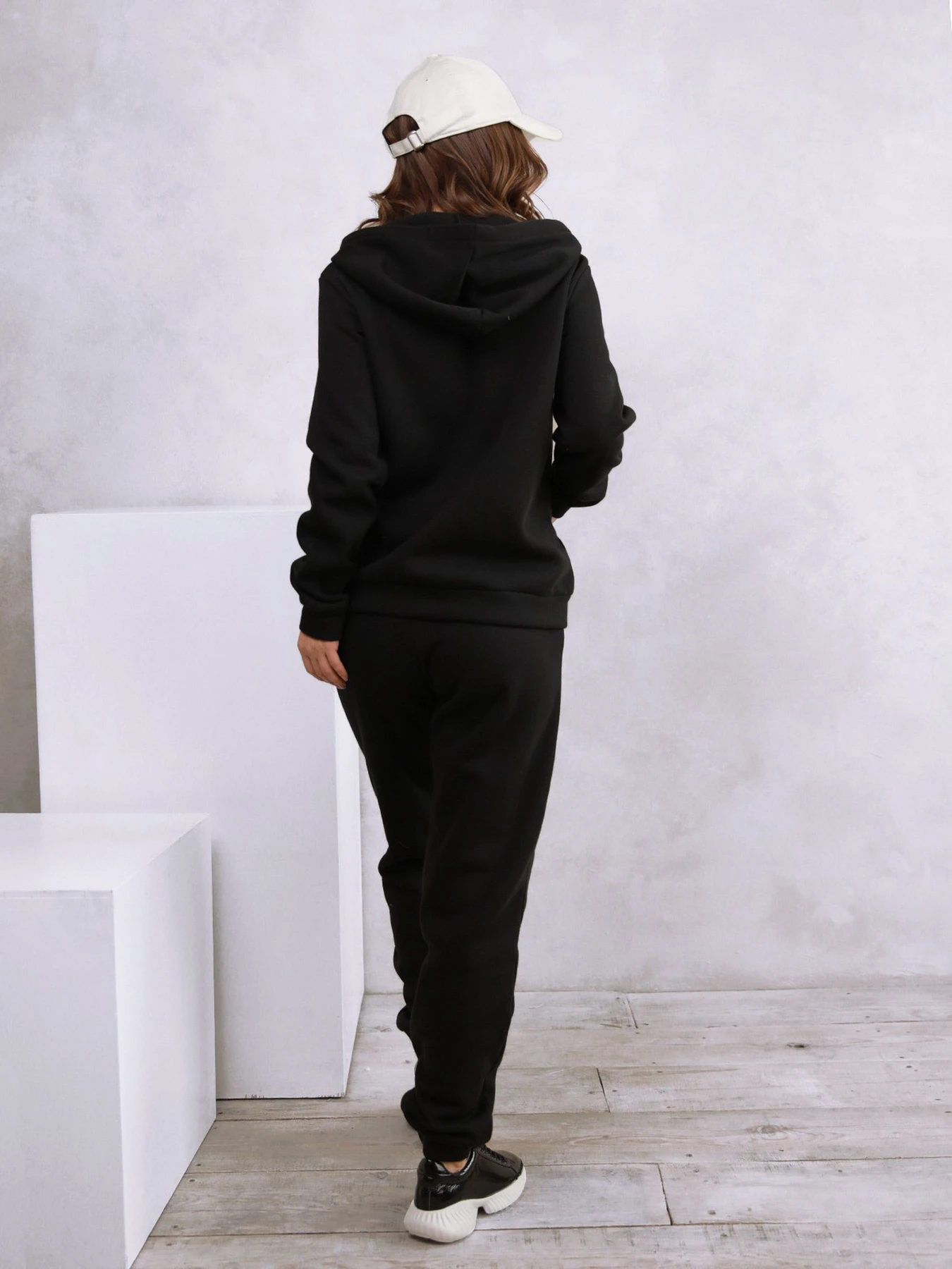Костюмы ISSA Plus модель 12296B_black Костюмы ISSA Plus модель 12296B_black Фото