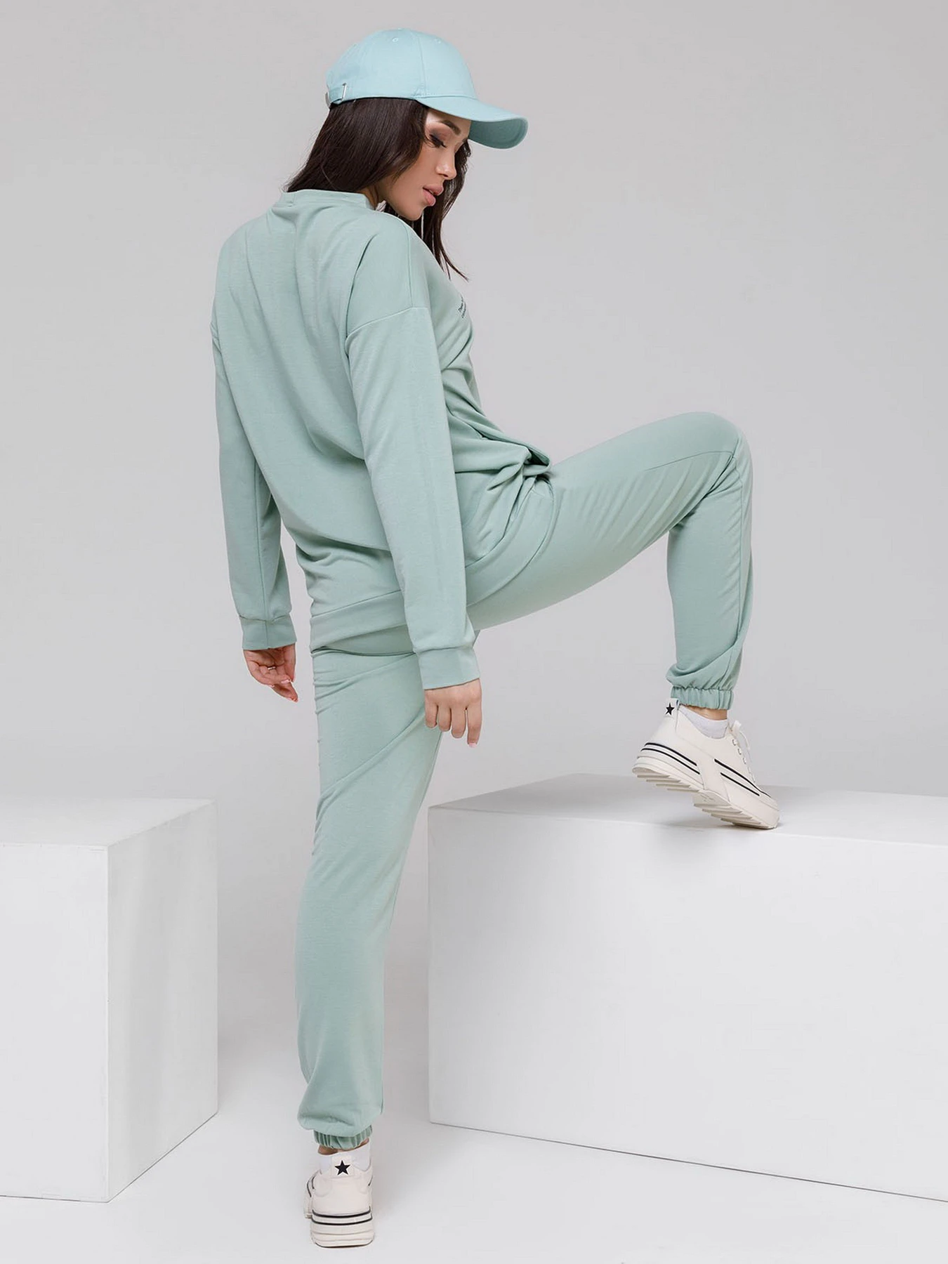Костюмы ISSA Plus модель 12497_mint Костюмы ISSA Plus модель 12497_mint Фото