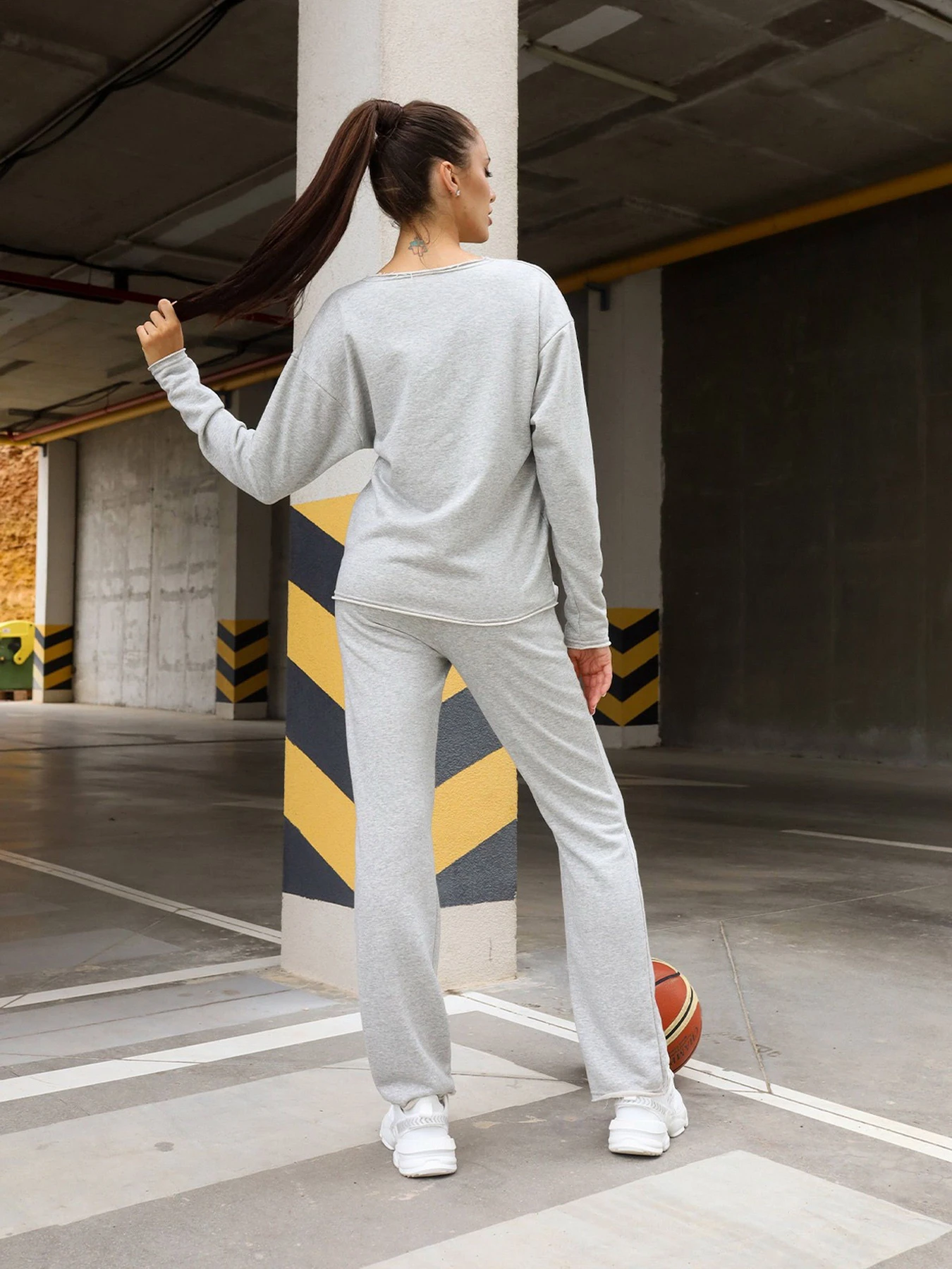 Костюмы ISSA Plus модель 12847_grey Костюмы ISSA Plus модель 12847_grey Фото