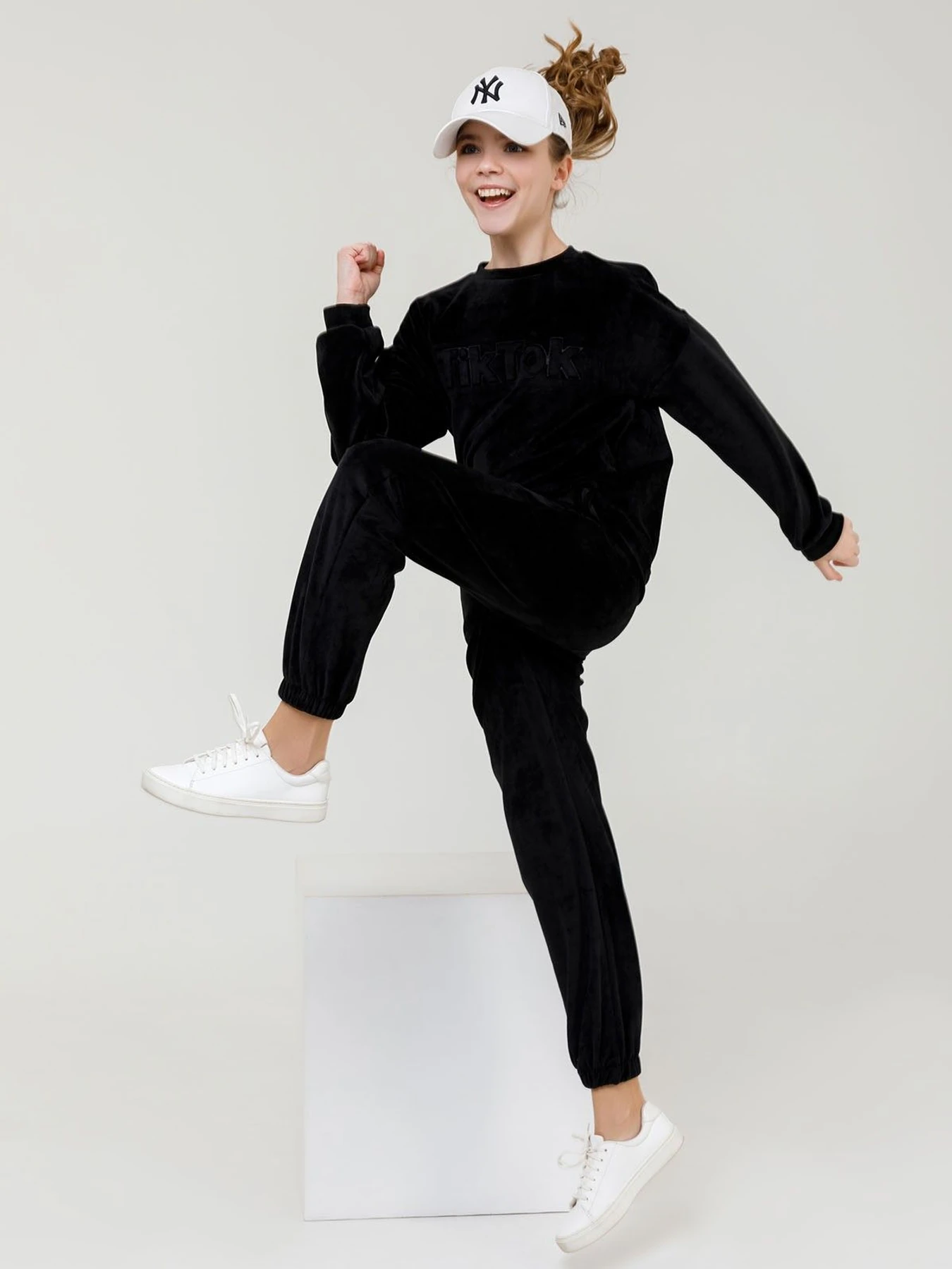 Костюми ISSA Plus модель CD-419_black Костюми ISSA Plus модель CD-419_black Фото