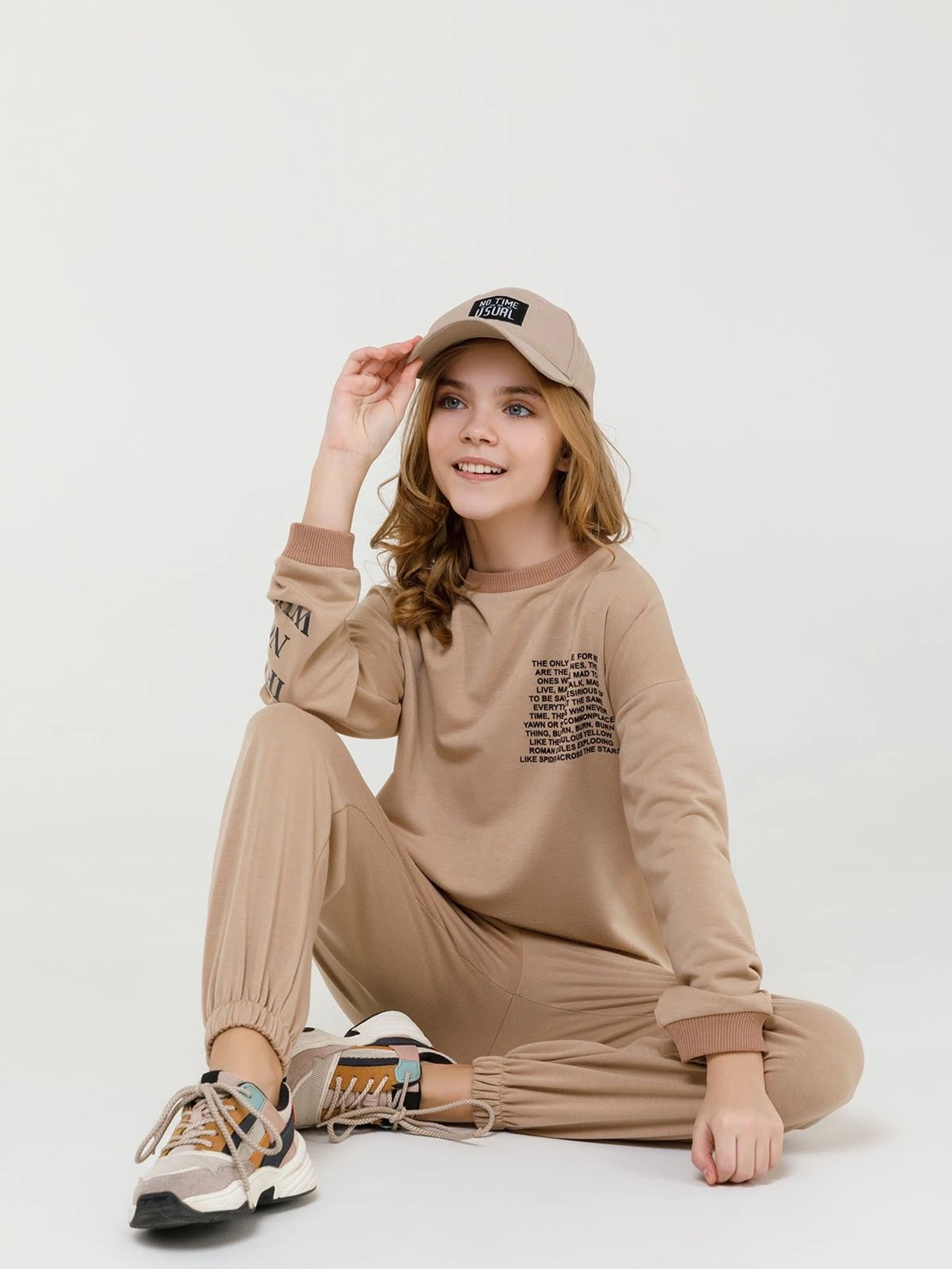 Костюмы ISSA Plus модель CD-424_beige Фото
