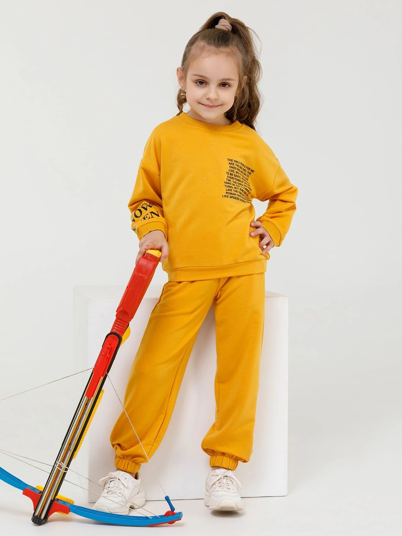 Костюмы ISSA Plus модель CD-424_mustard Костюмы ISSA Plus модель CD-424_mustard Фото