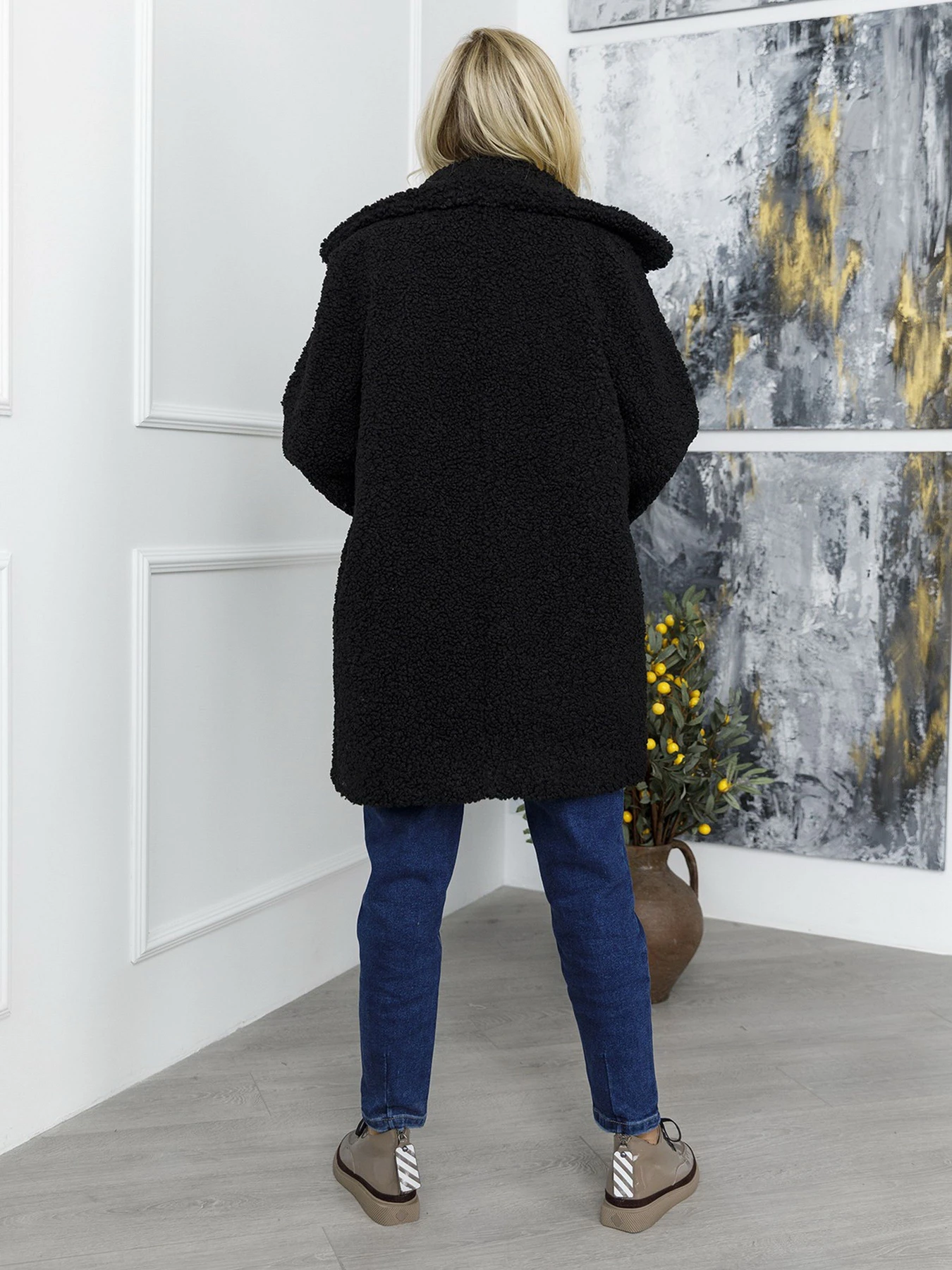 Пальто и плащи ISSA Plus модель 12262_black Пальто и плащи ISSA Plus модель 12262_black Фото