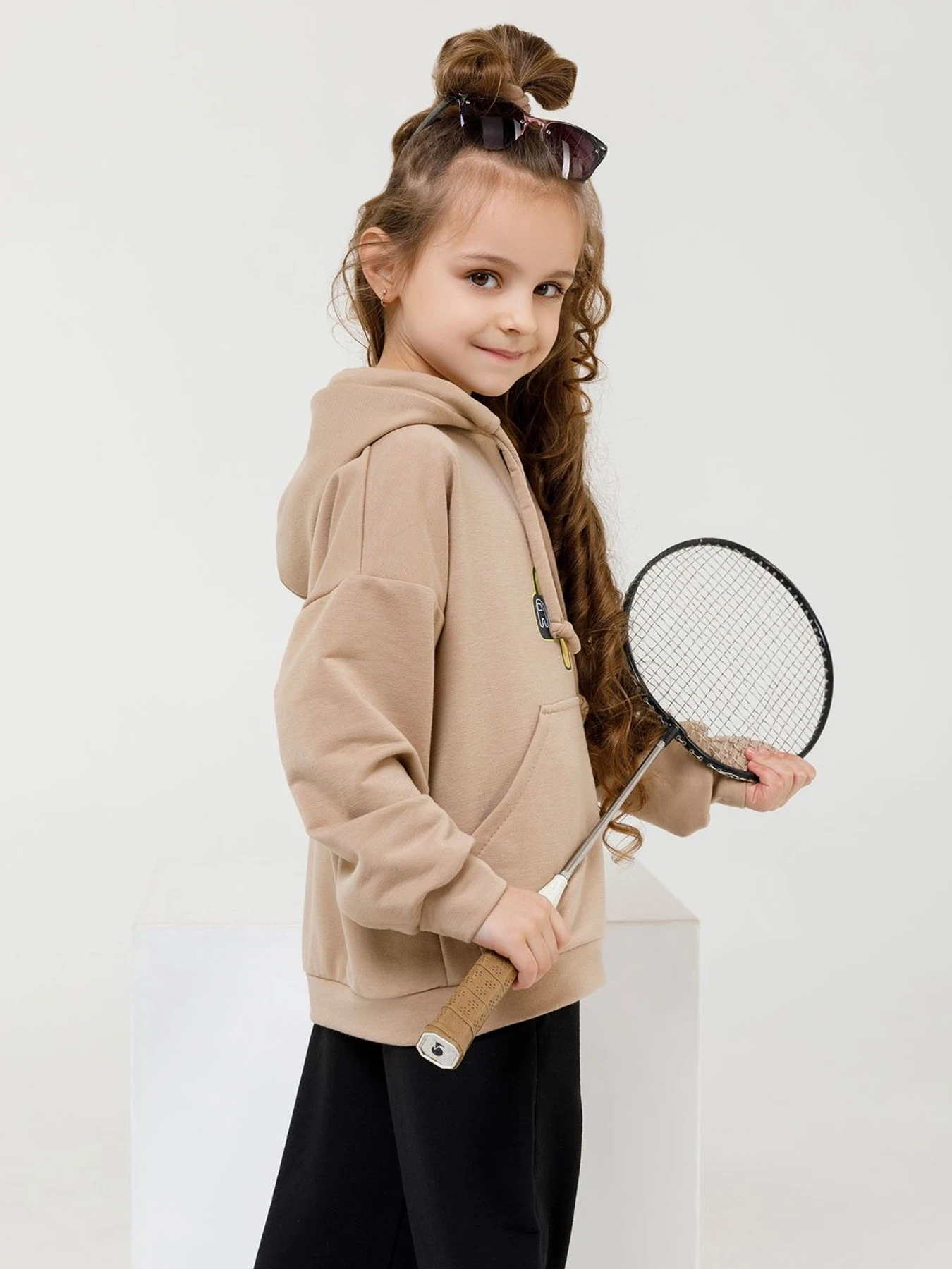 Худи и свитшоты ISSA Plus модель CD-422_beige Худи и свитшоты ISSA Plus модель CD-422_beige Фото