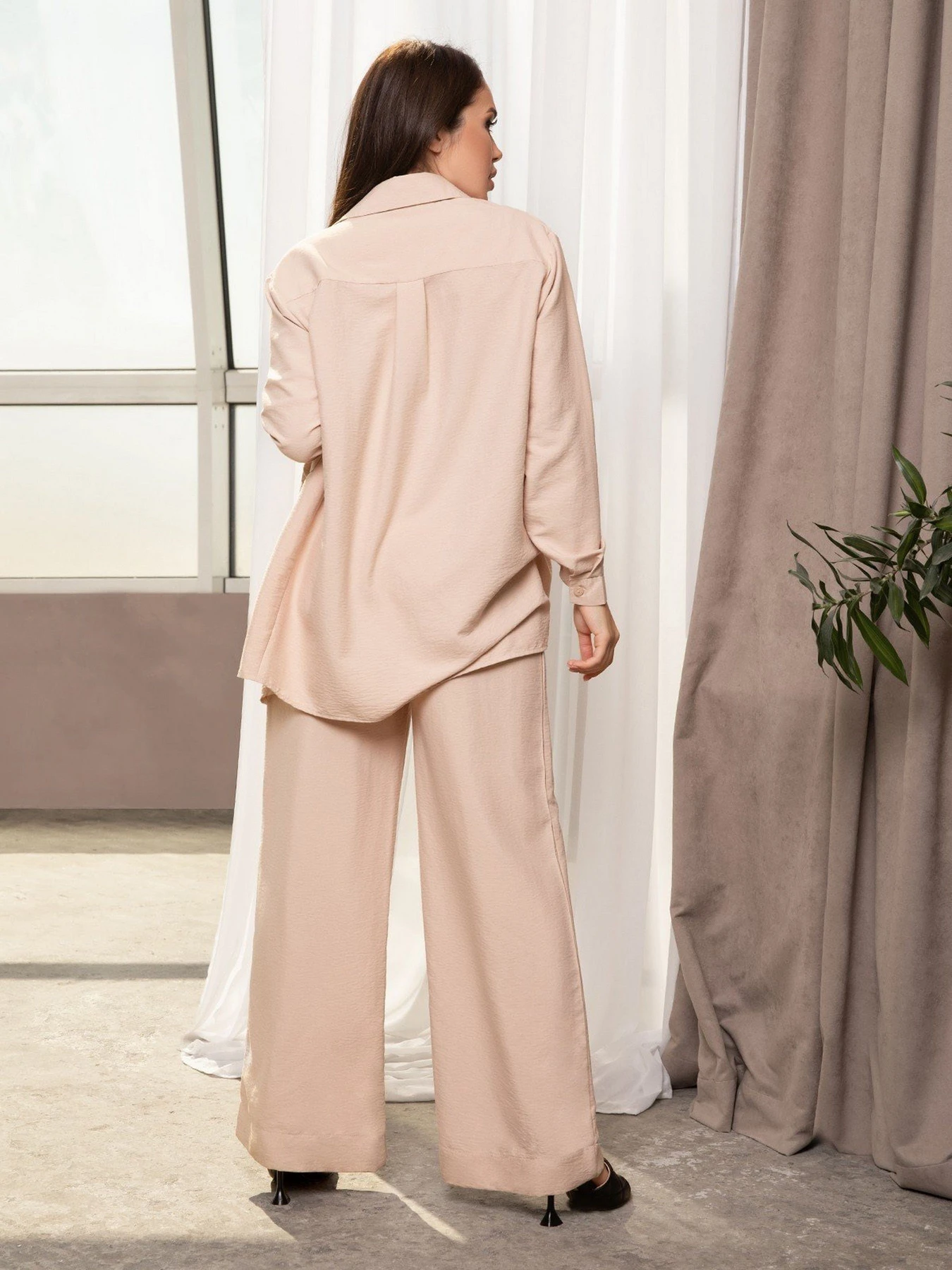 Костюми ISSA Plus модель 12718_beige Фото