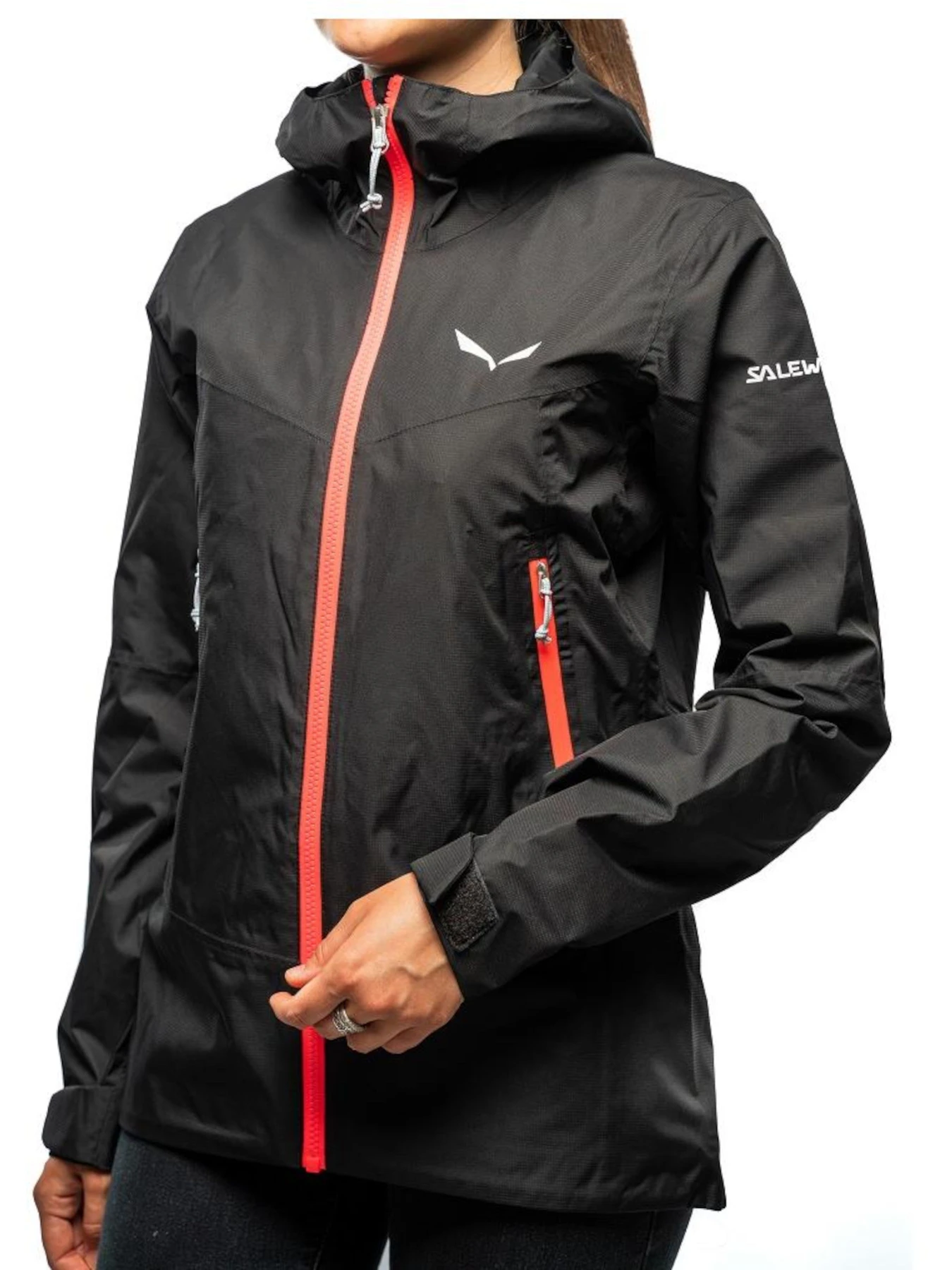 Куртки и дубленки Salewa модель 0299adfc-1407-11ed-810e-001dd8b72568 Куртки и дубленки Salewa модель 0299adfc-1407-11ed-810e-001dd8b72568 Фото