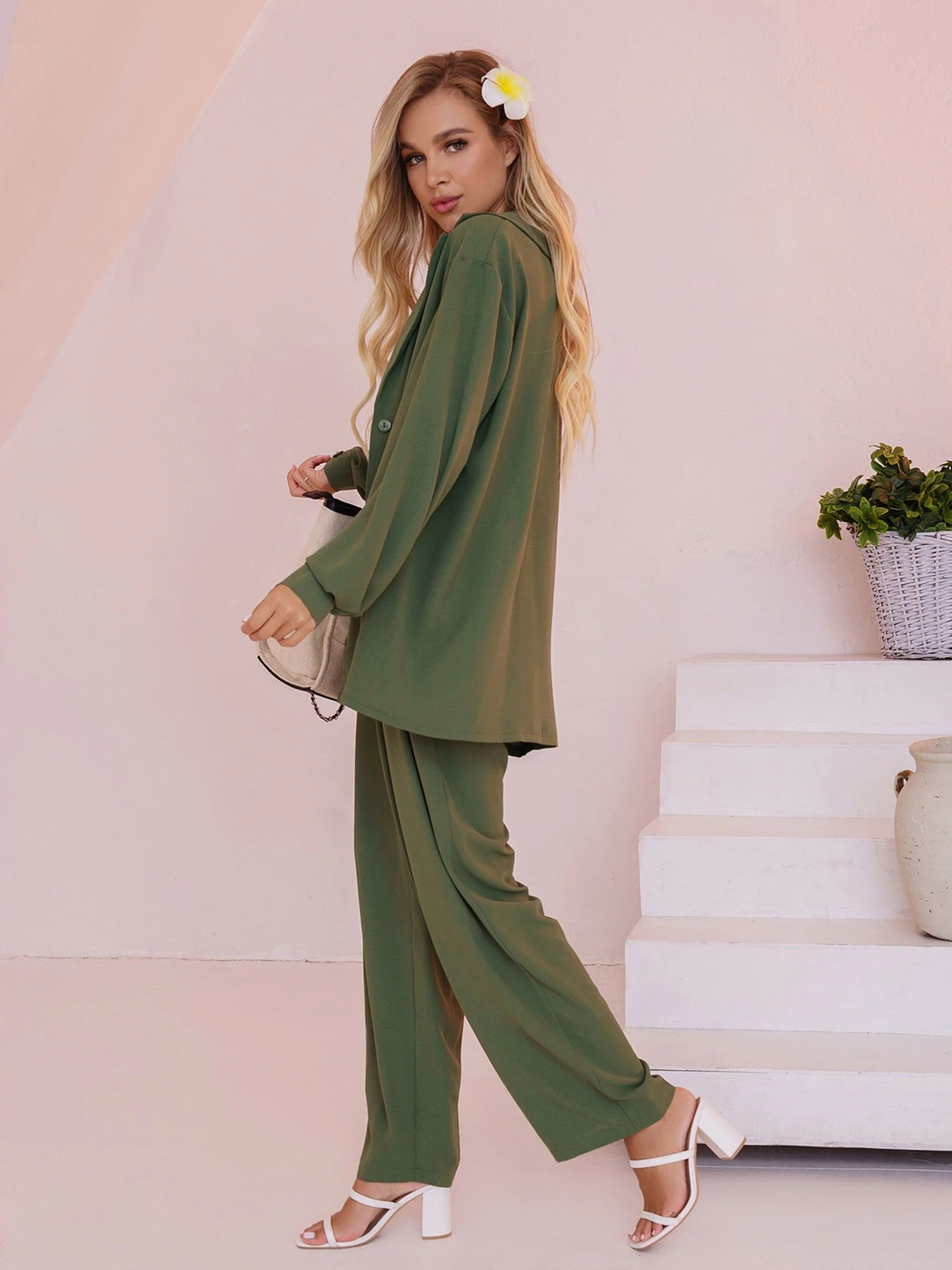 Костюми ISSA Plus модель 13514_hacks Фото