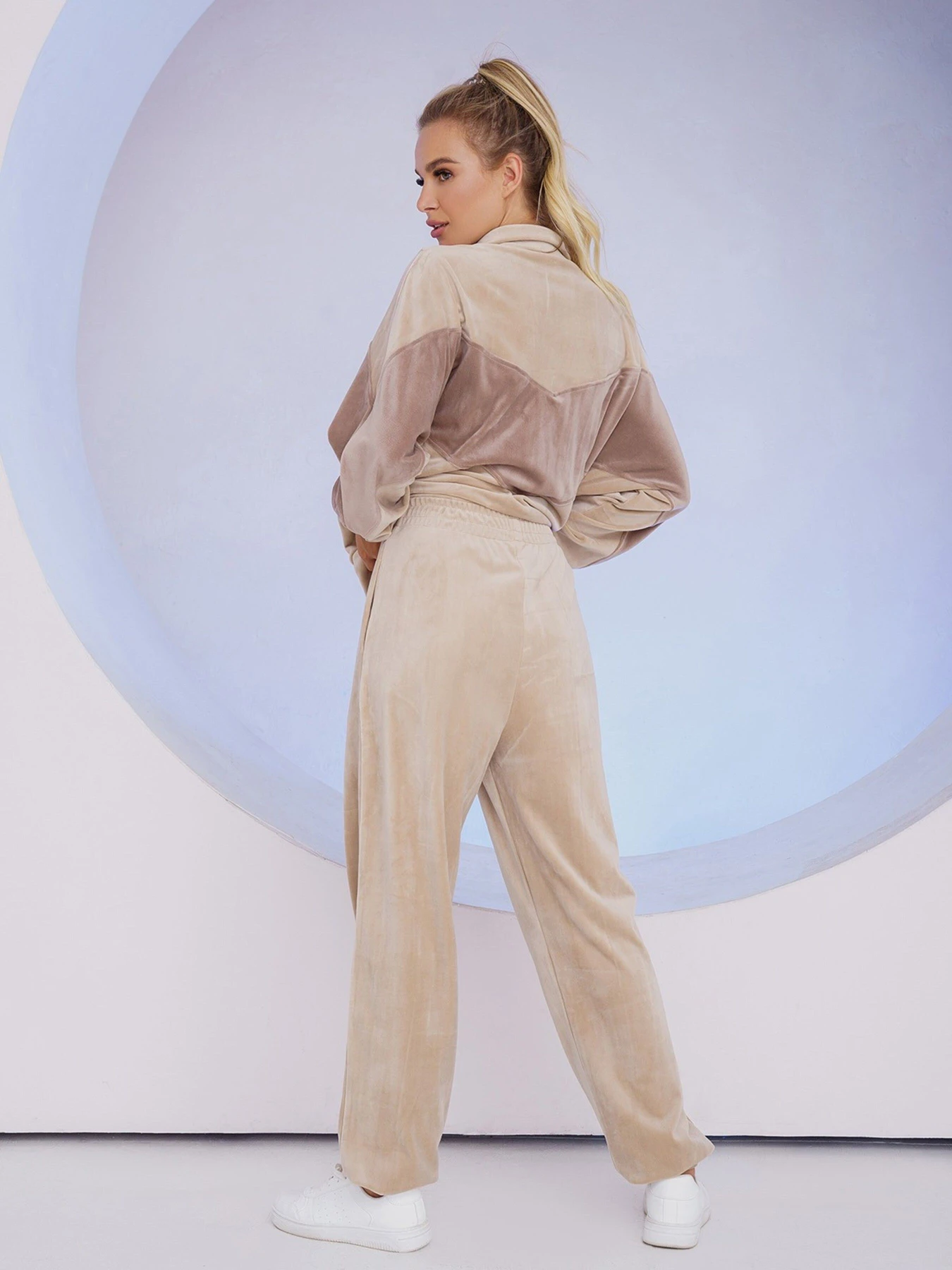Костюми ISSA Plus модель 13522_beige Фото