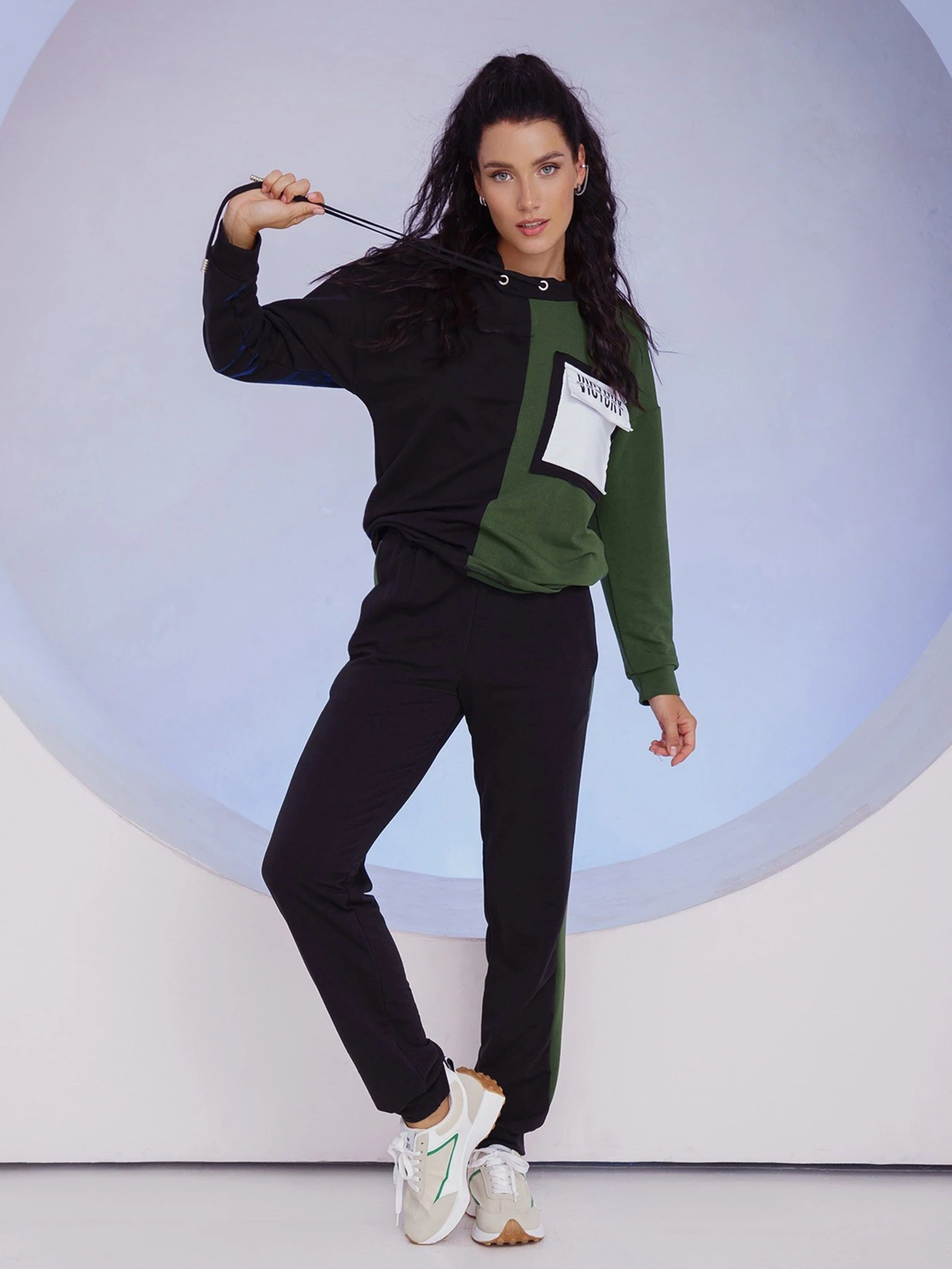 Костюми ISSA Plus модель 13526_blackgreen Фото