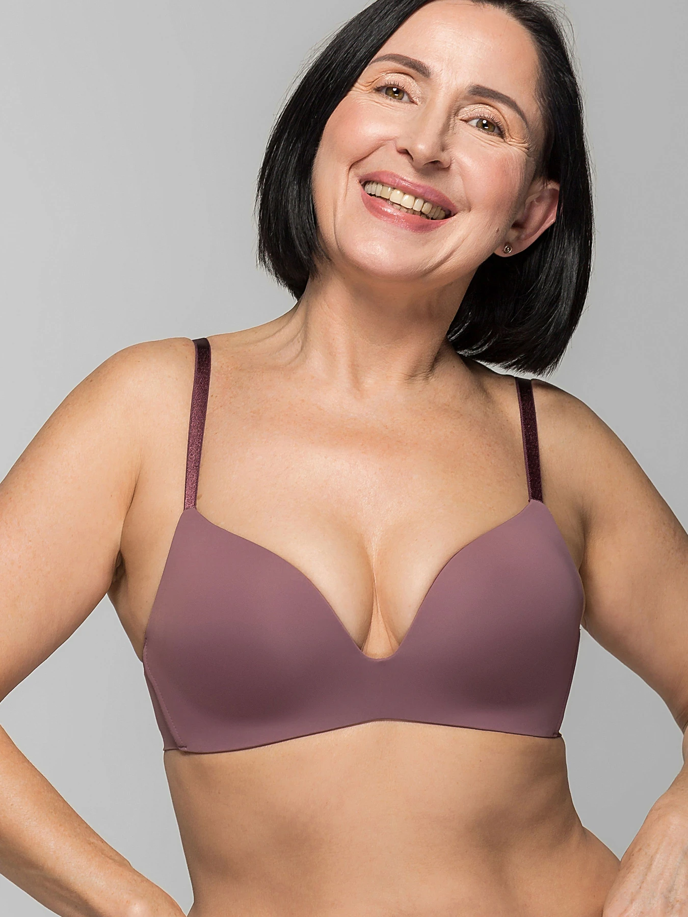 Нижнее белье Brabrabra модель SLZ19801015_grape Нижнее белье Brabrabra модель SLZ19801015_grape Фото